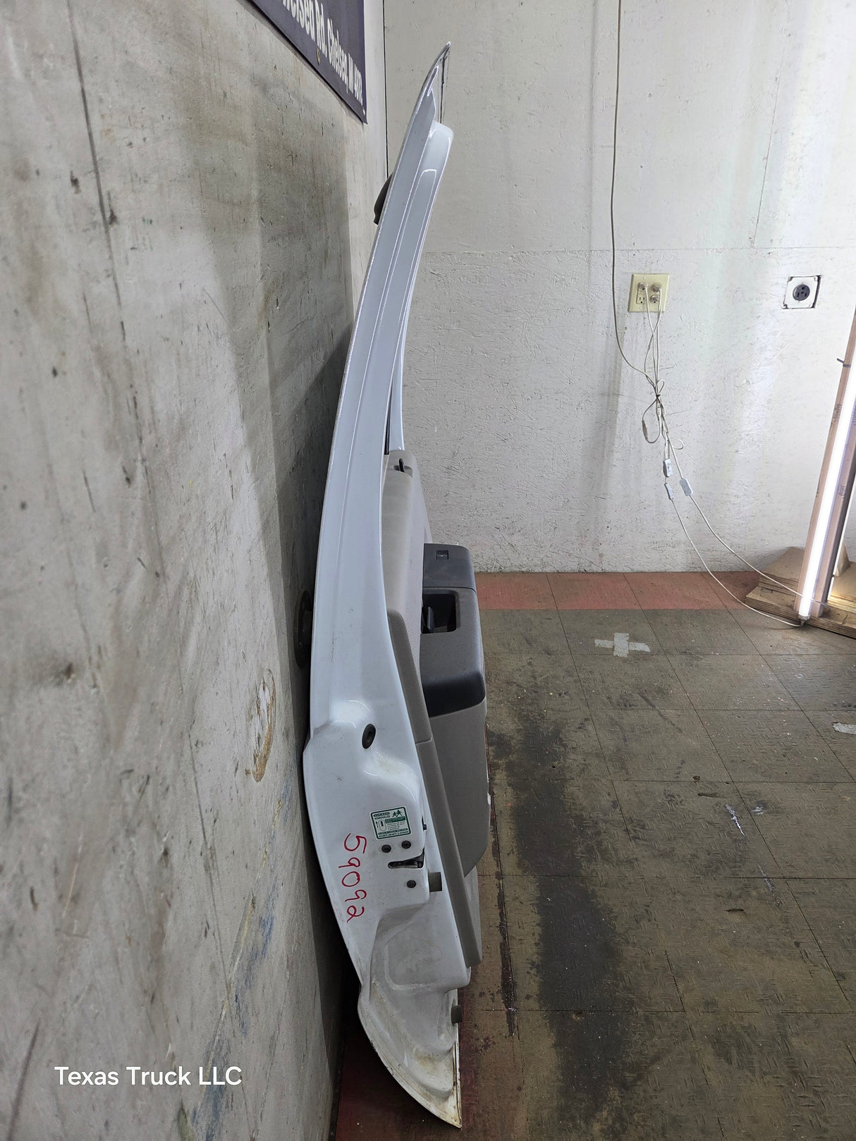 1999-2011 Ford Super Duty LH Driver Side Rear Crew Cab Door F250 F350 F450 F550