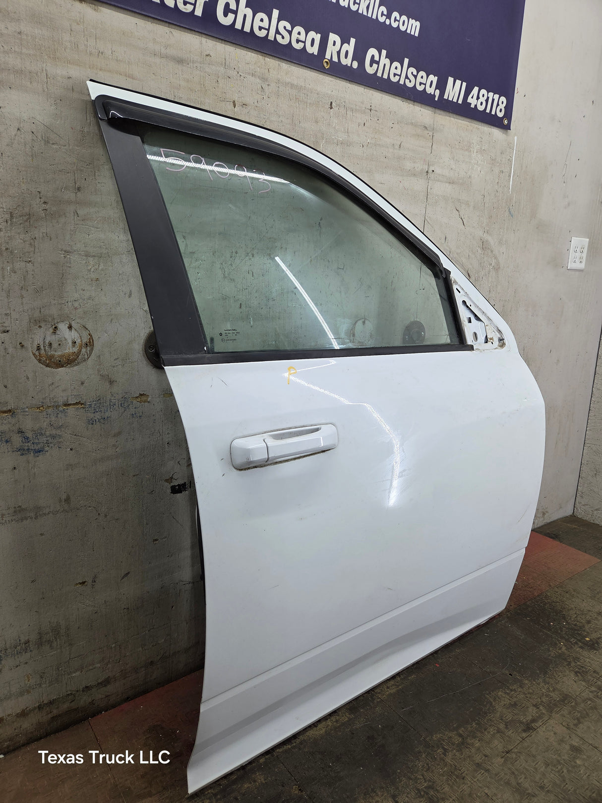 2009-2018 Dodge Ram 4th Gen Passenger Side RH Front Quad Crew Cab Door 1500 2500 3500 4500 5500