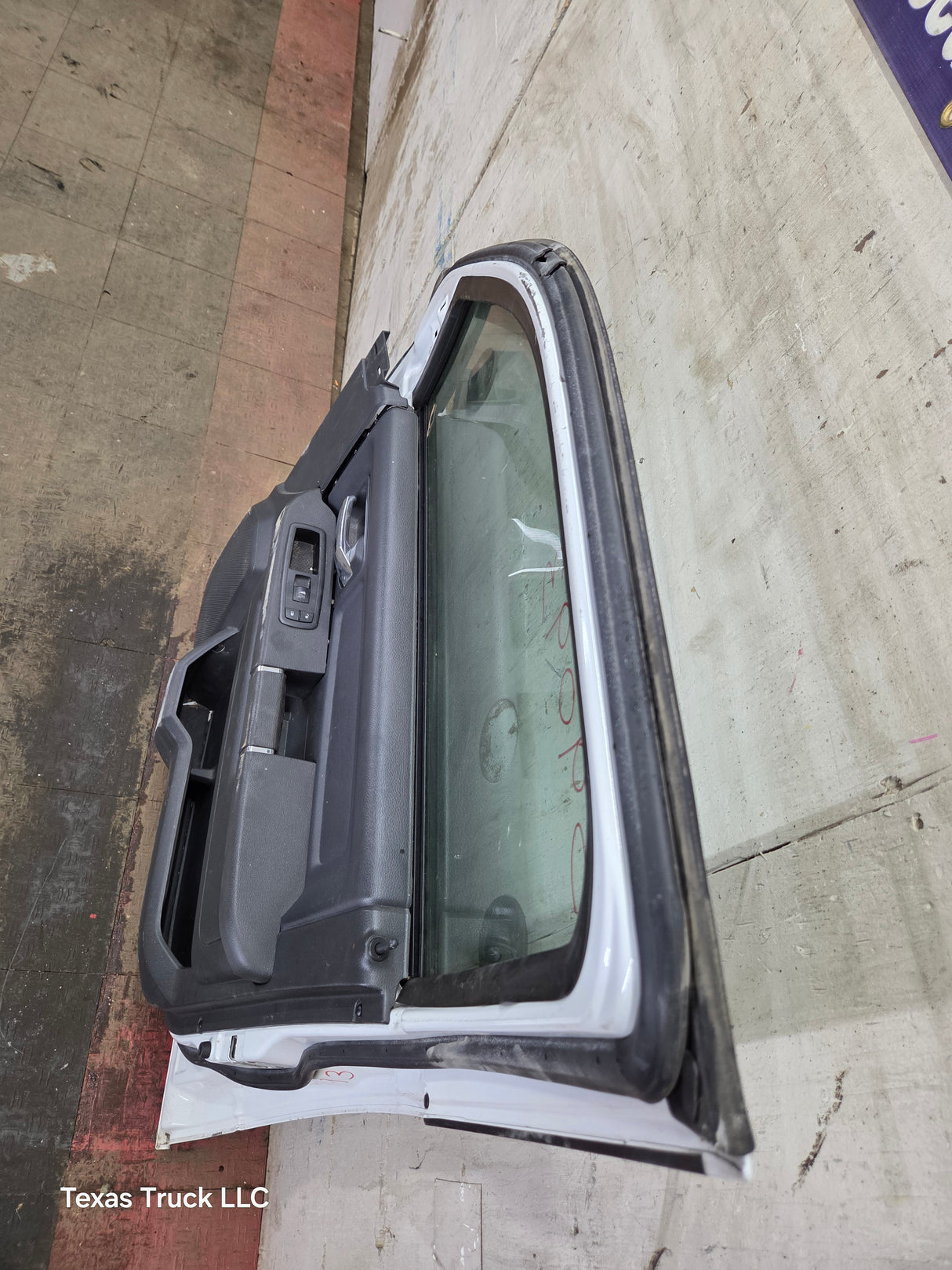 2009-2018 Dodge Ram 4th Gen Passenger Side RH Front Quad Crew Cab Door 1500 2500 3500 4500 5500