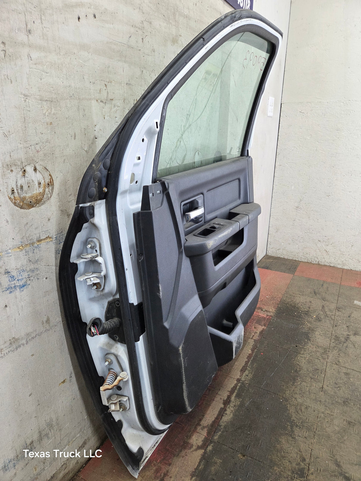 2009-2018 Dodge Ram 4th Gen Passenger Side RH Front Quad Crew Cab Door 1500 2500 3500 4500 5500