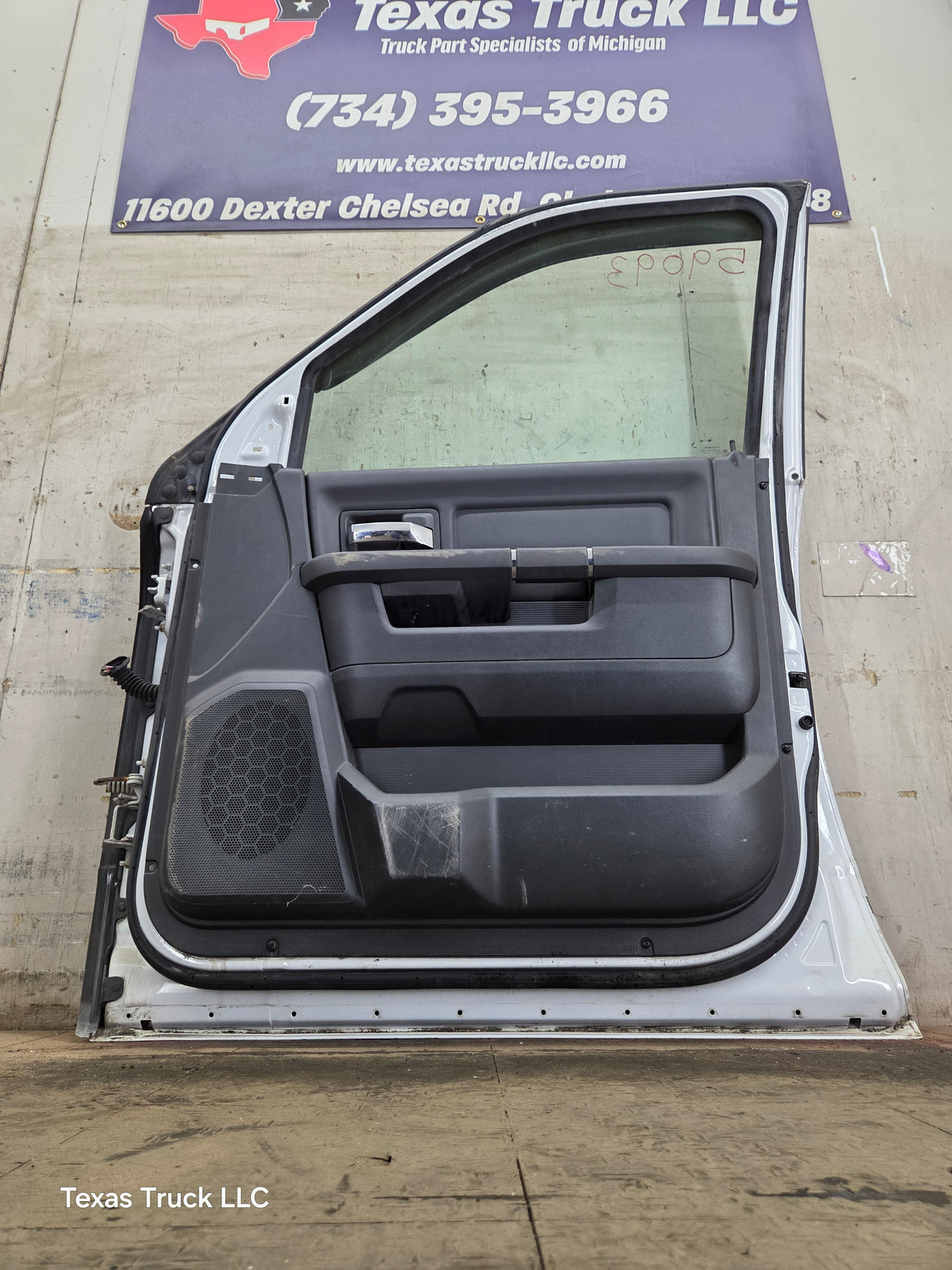 2009-2018 Dodge Ram 4th Gen Passenger Side RH Front Quad Crew Cab Door 1500 2500 3500 4500 5500