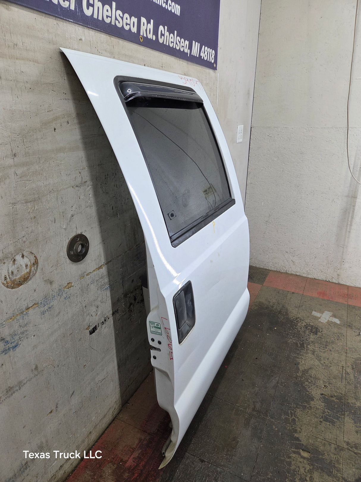 1999-2011 Ford Super Duty F250 F350 F450 F550 RH Crew Cab Passenger Side Rear Door