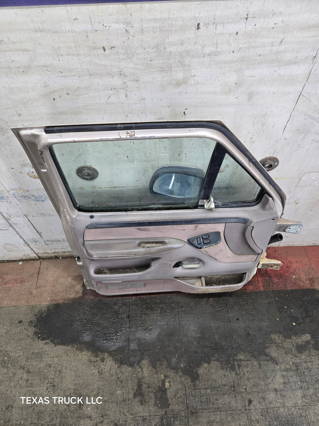1987-1997 Ford F Series F250 F350 F450 F550 Driver Side Front Door LH