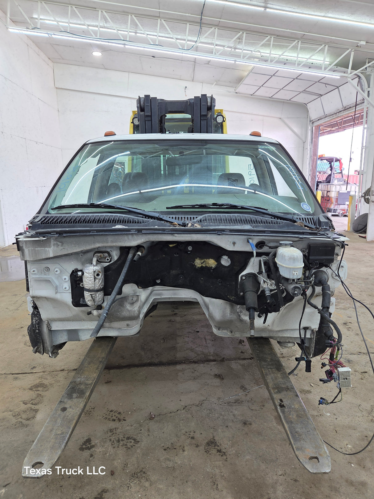 1999-2007 Chevrolet Silverado / GMC Sierra 1500 2500 HD 3500HD Regular Cab Body
