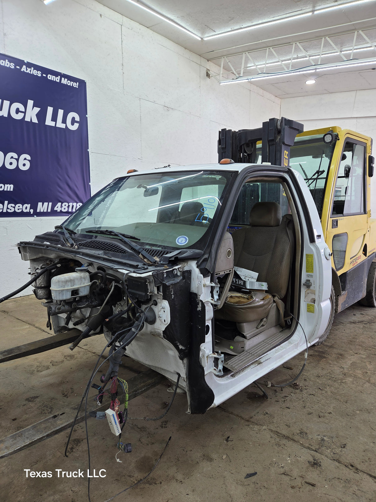 1999-2007 Chevrolet Silverado / GMC Sierra 1500 2500 HD 3500HD Regular Cab Body