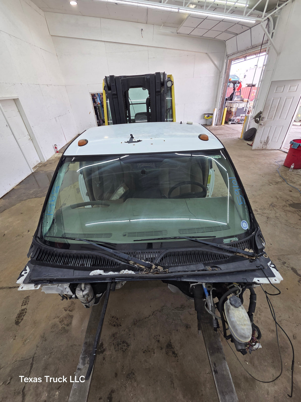 1999-2007 Chevrolet Silverado / GMC Sierra 1500 2500 HD 3500HD Regular Cab Body