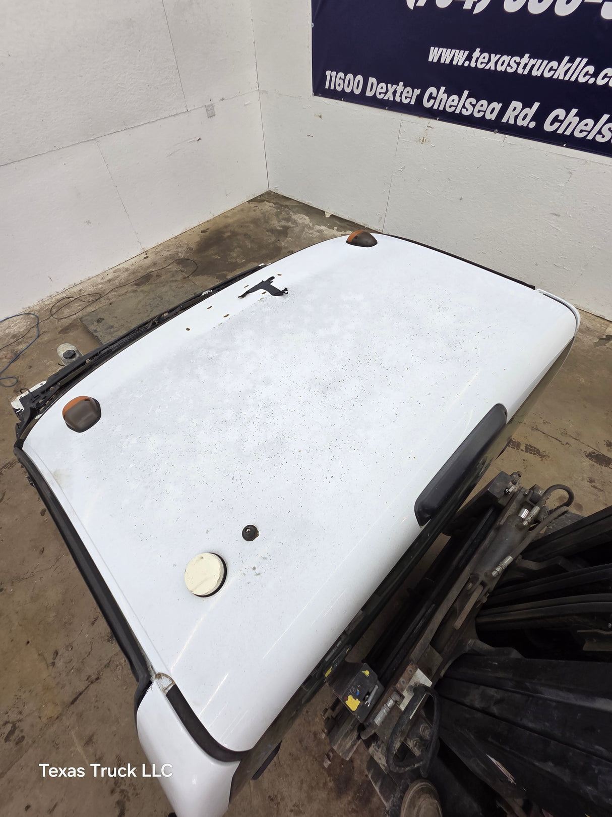 1999-2007 Chevrolet Silverado / GMC Sierra 1500 2500 HD 3500HD Regular Cab Body