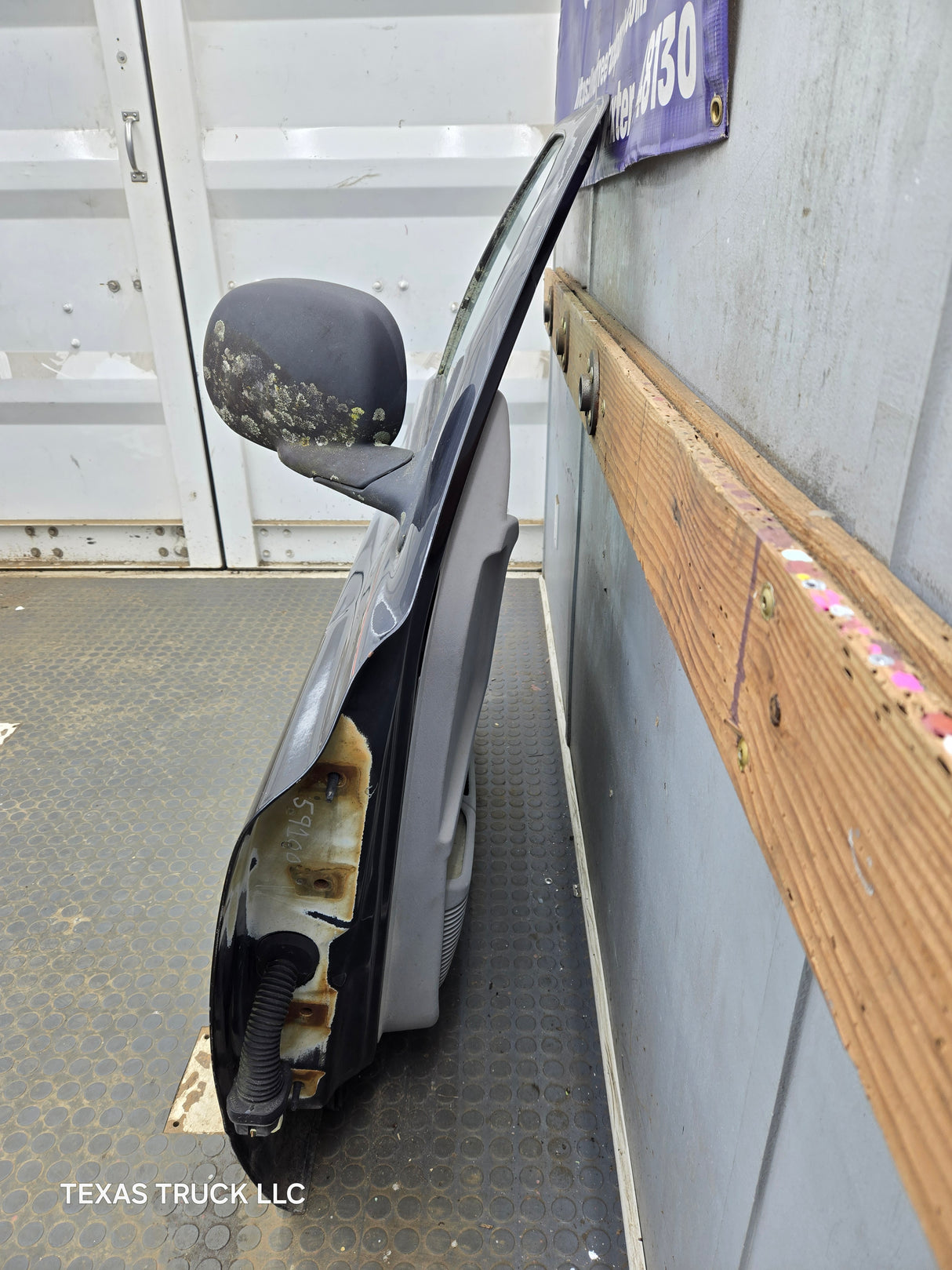 2001-2004 Dodge Dakota Passenger Side RH Front Door