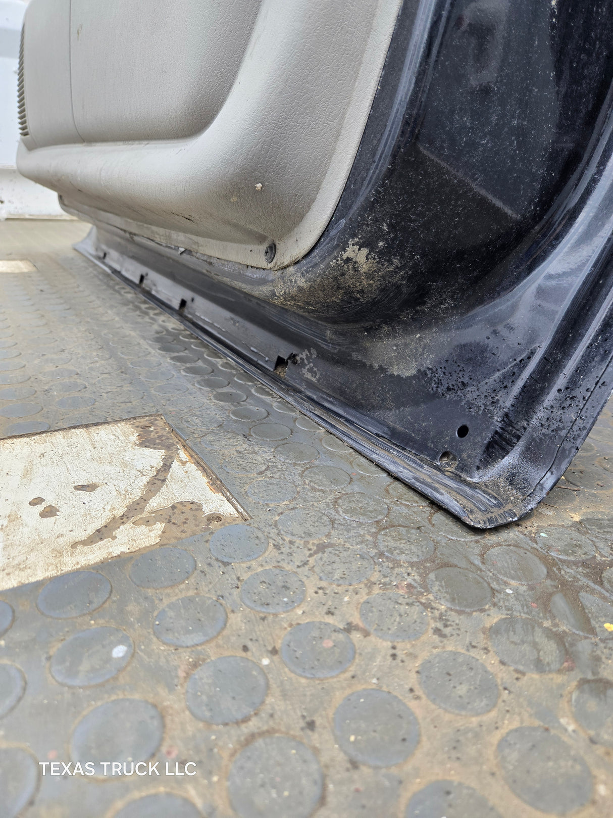 2001-2004 Dodge Dakota Passenger Side RH Front Door