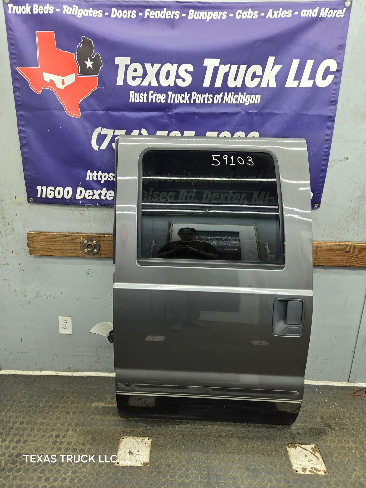 1999-2011 Ford Super Duty LH Driver Side Rear Crew Cab Door F250 F350 F450 F550