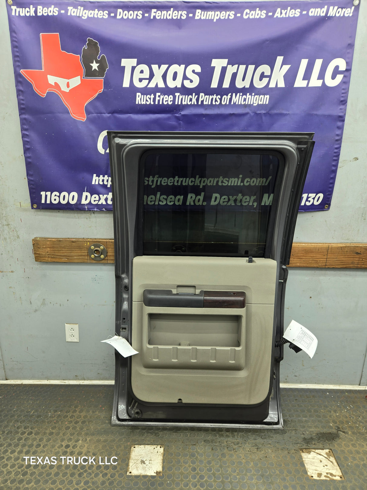 1999-2011 Ford Super Duty LH Driver Side Rear Crew Cab Door F250 F350 F450 F550