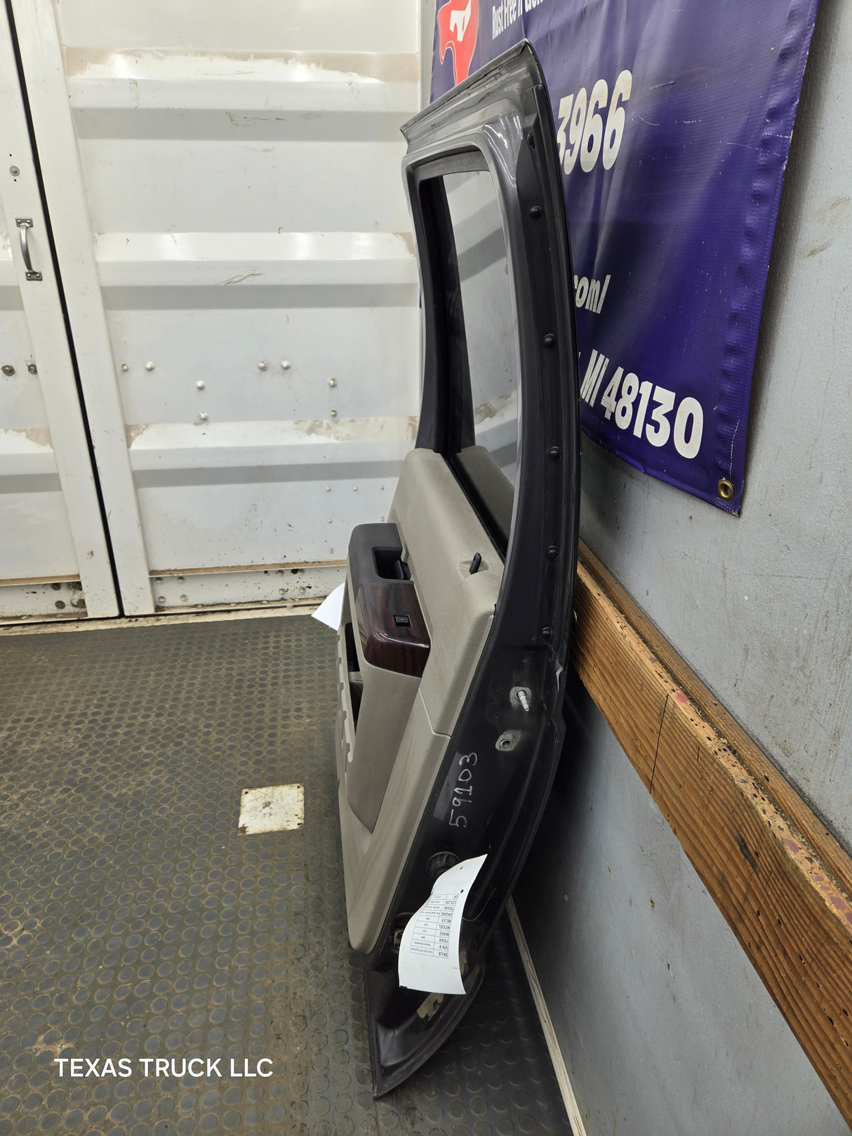 1999-2011 Ford Super Duty LH Driver Side Rear Crew Cab Door F250 F350 F450 F550