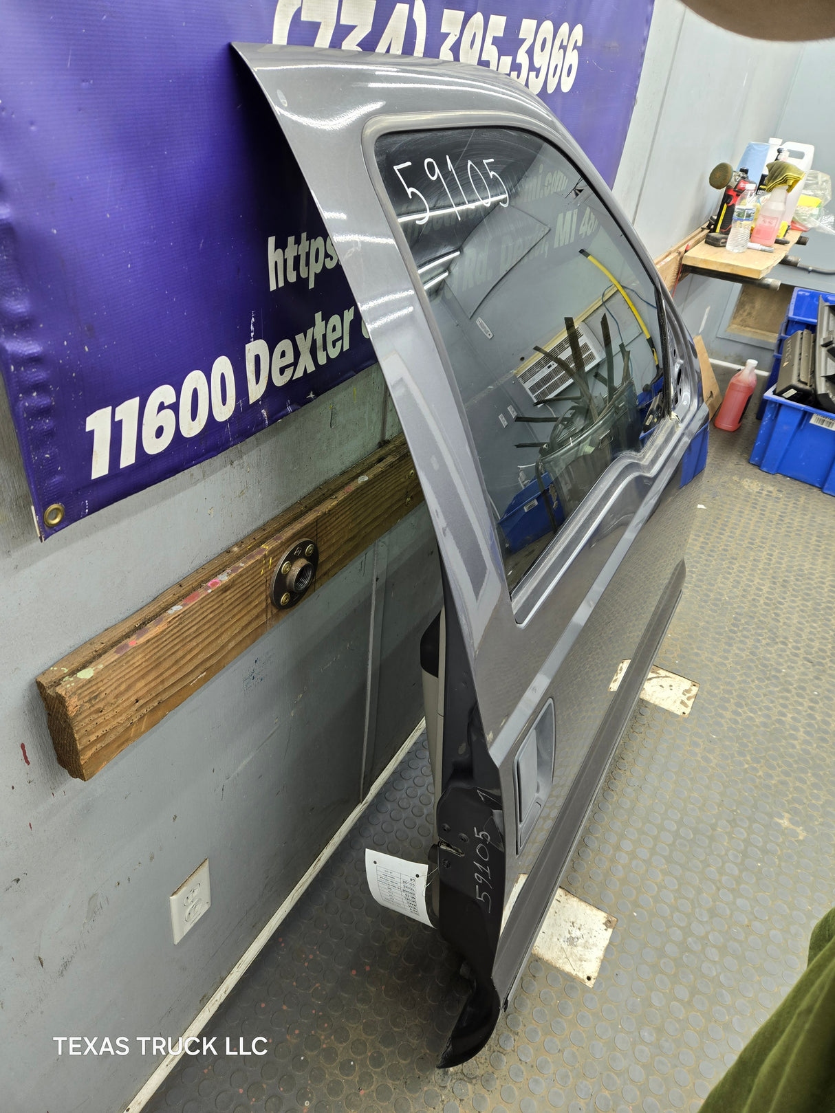 1999-2011 Ford Super Duty / Excursion Front Passenger RH Door F250 F350 F450 F550