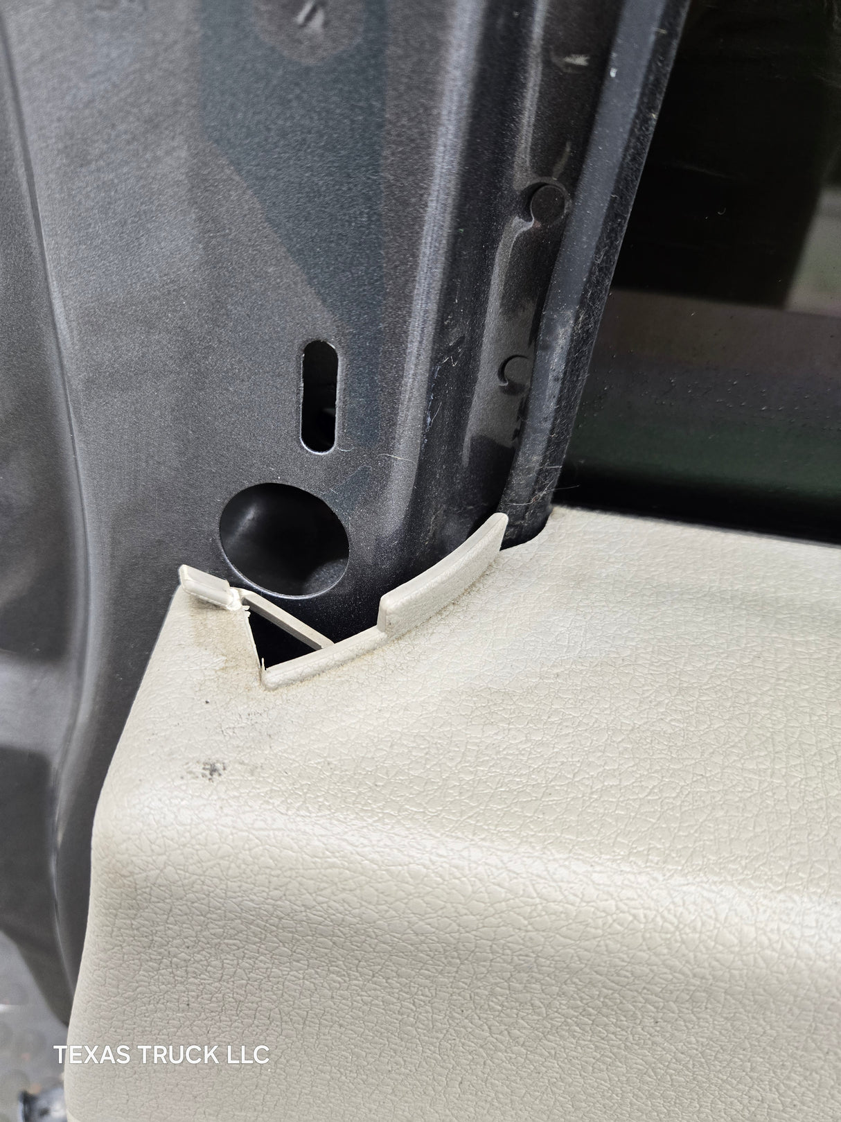 1999-2011 Ford Super Duty / Excursion Front Passenger RH Door F250 F350 F450 F550