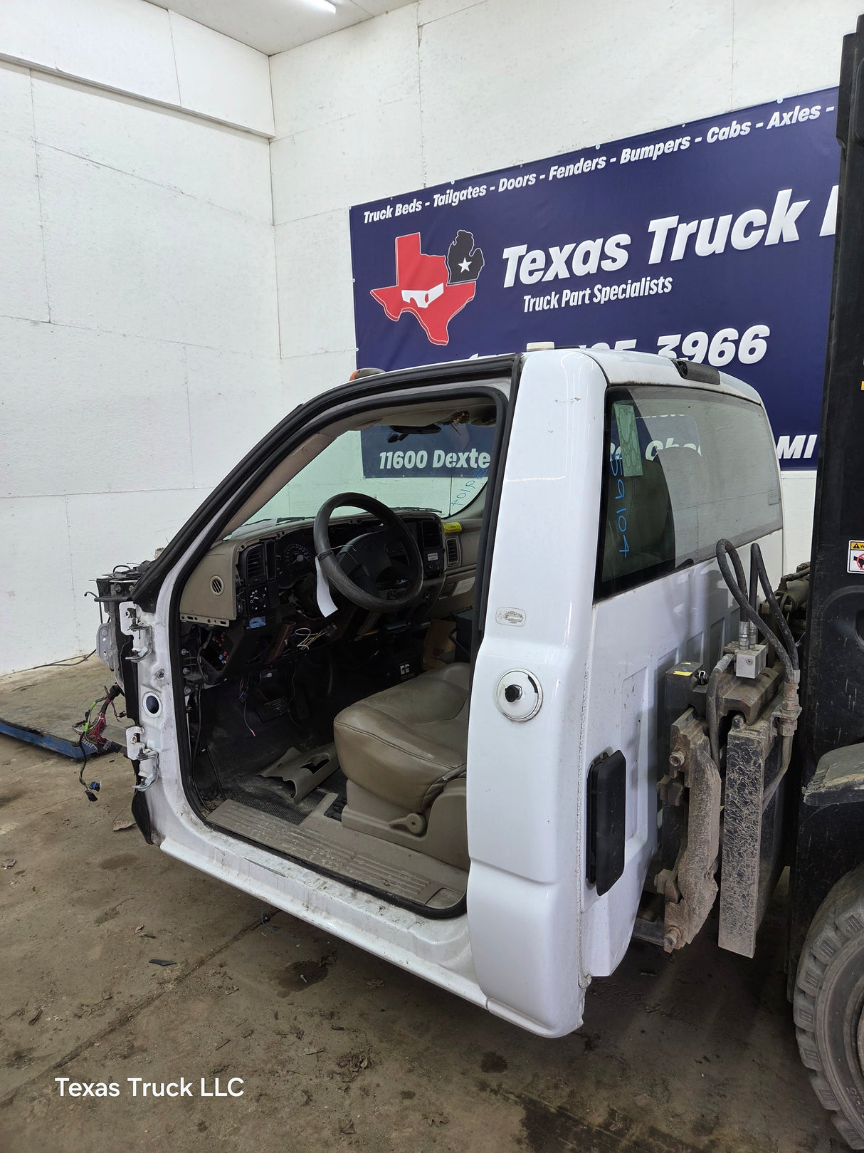 1999-2007 Chevrolet Silverado / GMC Sierra 1500 2500 HD 3500HD Regular Cab Body