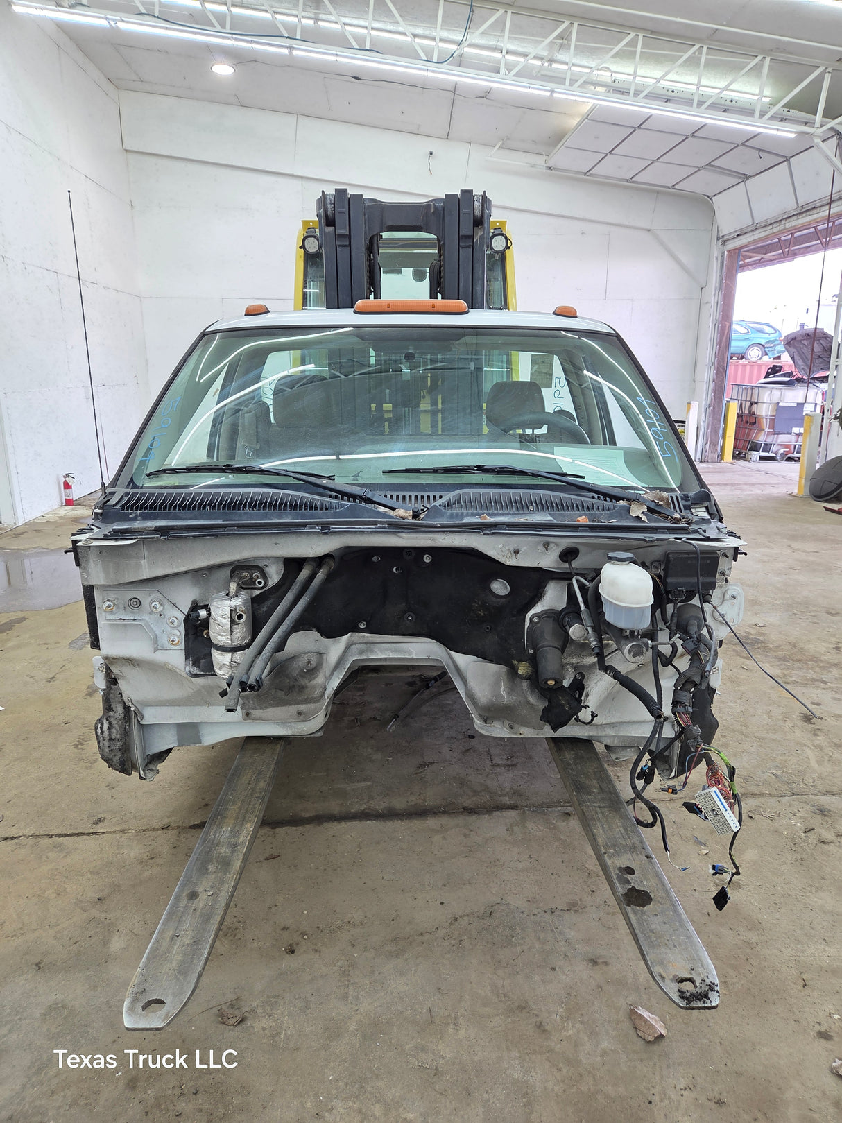 1999-2007 Chevrolet Silverado / GMC Sierra 1500 2500 HD 3500HD Regular Cab Body