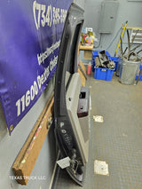 1999-2011 Ford Super Duty F250 F350 F450 F550 RH Crew Cab Passenger Side Rear Door
