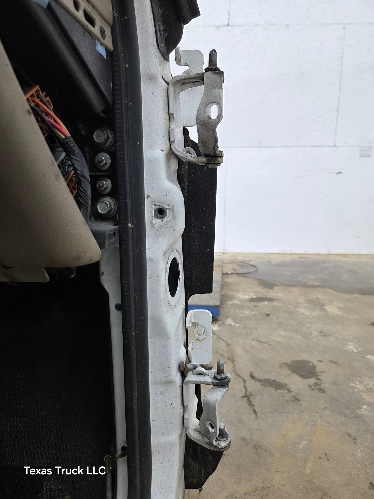 1999-2007 Chevrolet Silverado / GMC Sierra 1500 2500 HD 3500HD Regular Cab Body
