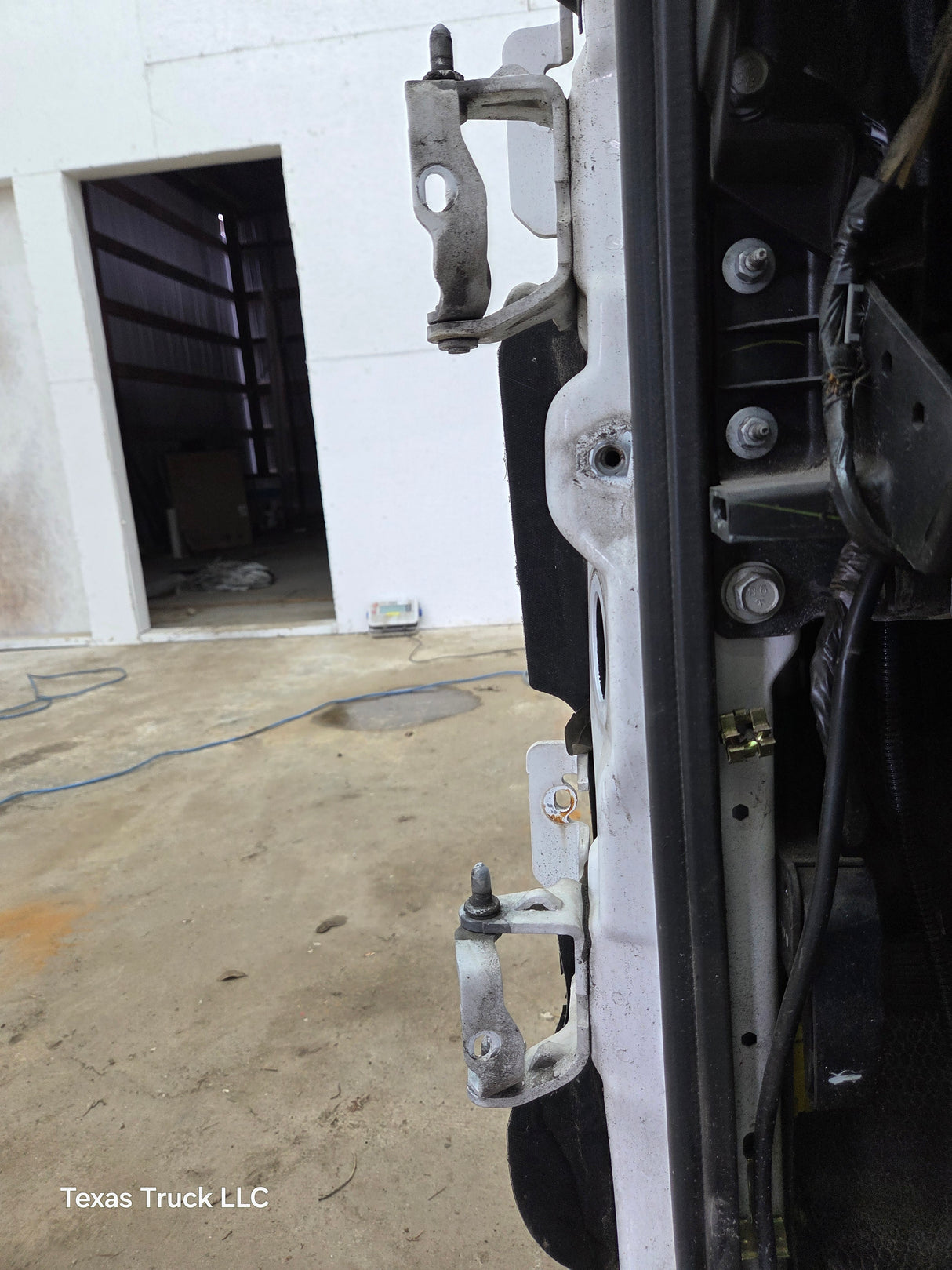 1999-2007 Chevrolet Silverado / GMC Sierra 1500 2500 HD 3500HD Regular Cab Body