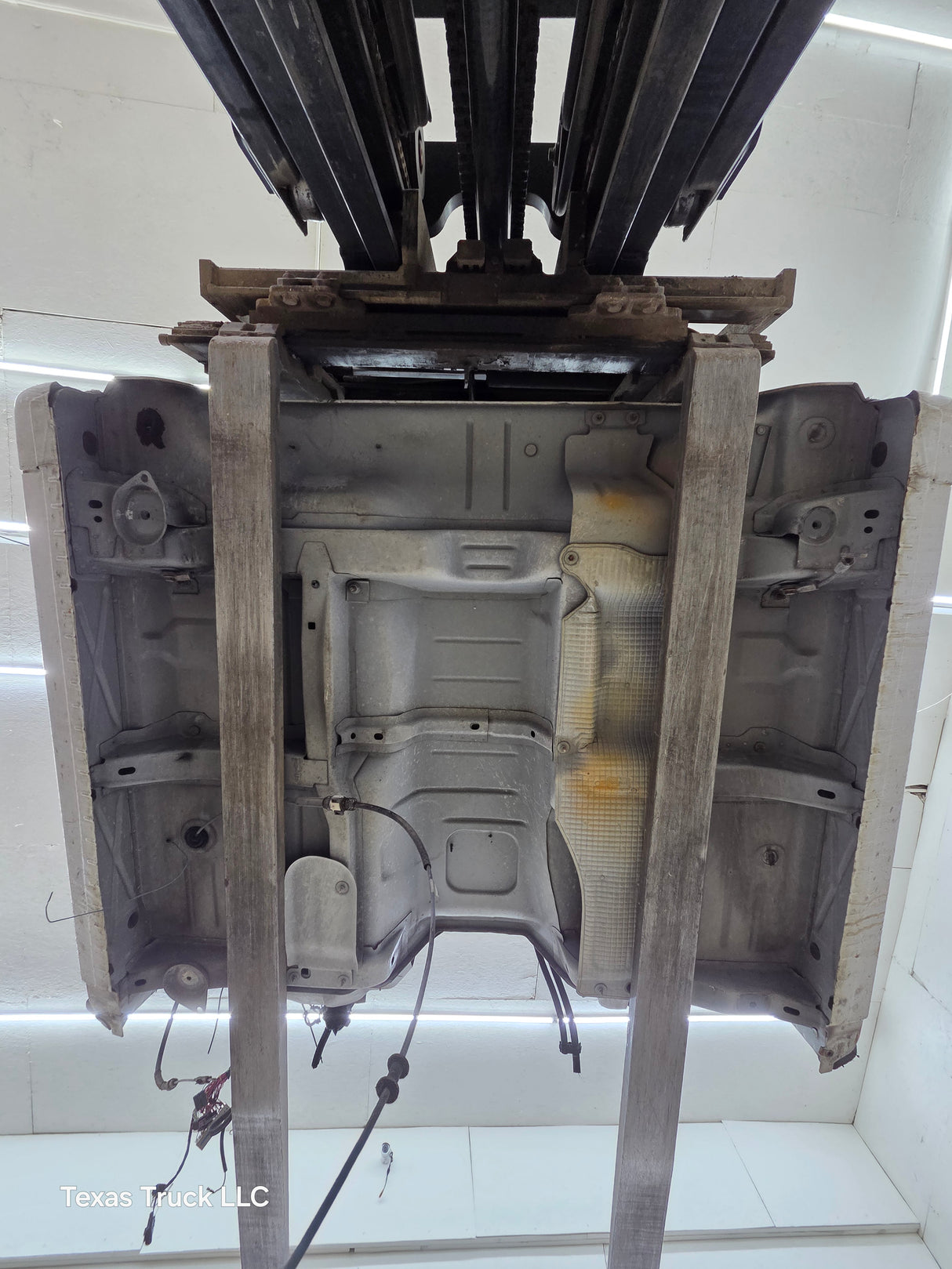 1999-2007 Chevrolet Silverado / GMC Sierra 1500 2500 HD 3500HD Regular Cab Body