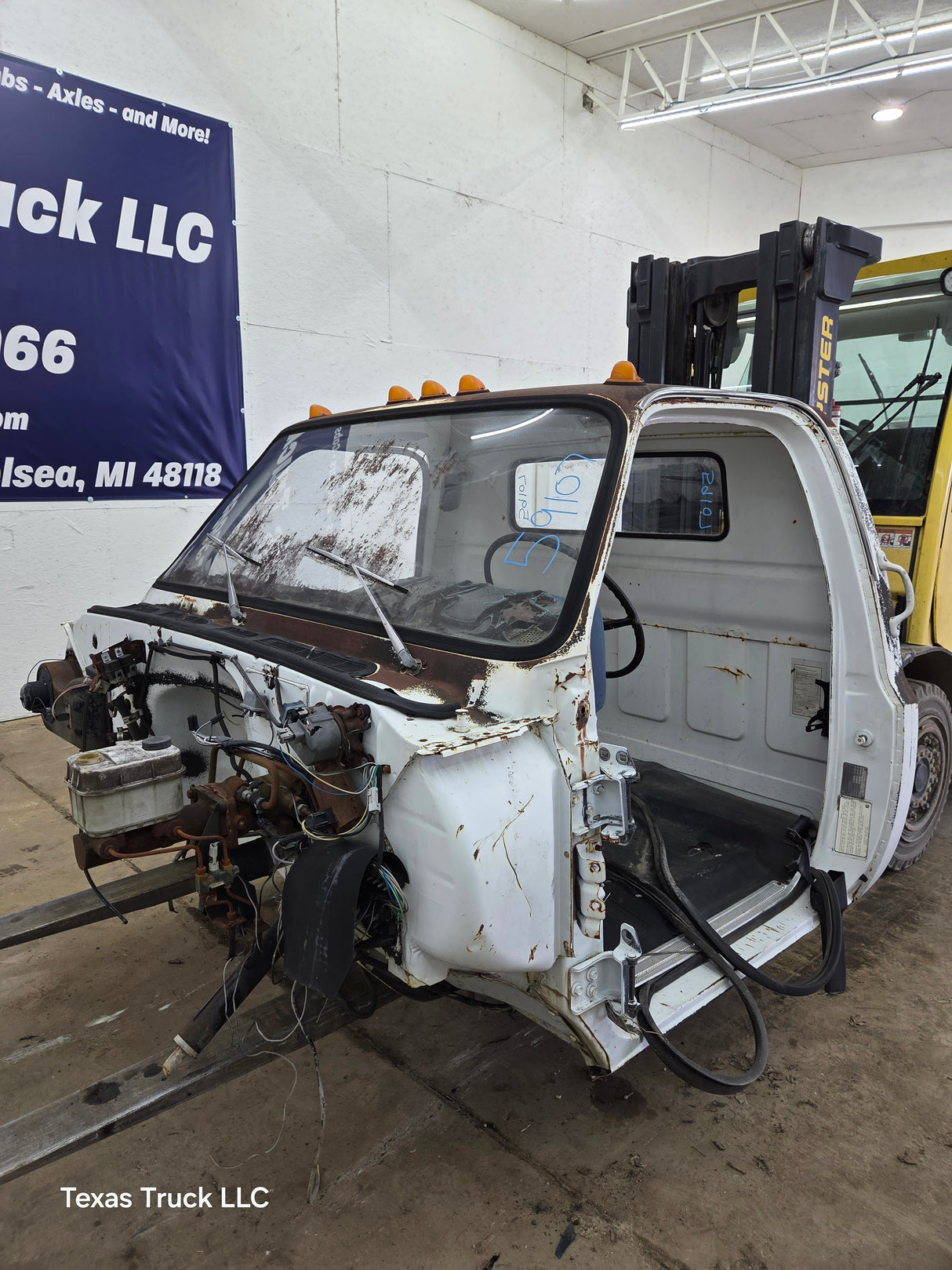 1973-1990 Chevrolet C50, C60, C65, C70, Kodiak / GMC 5000, 6000, 7000, Topkick Truck Cab