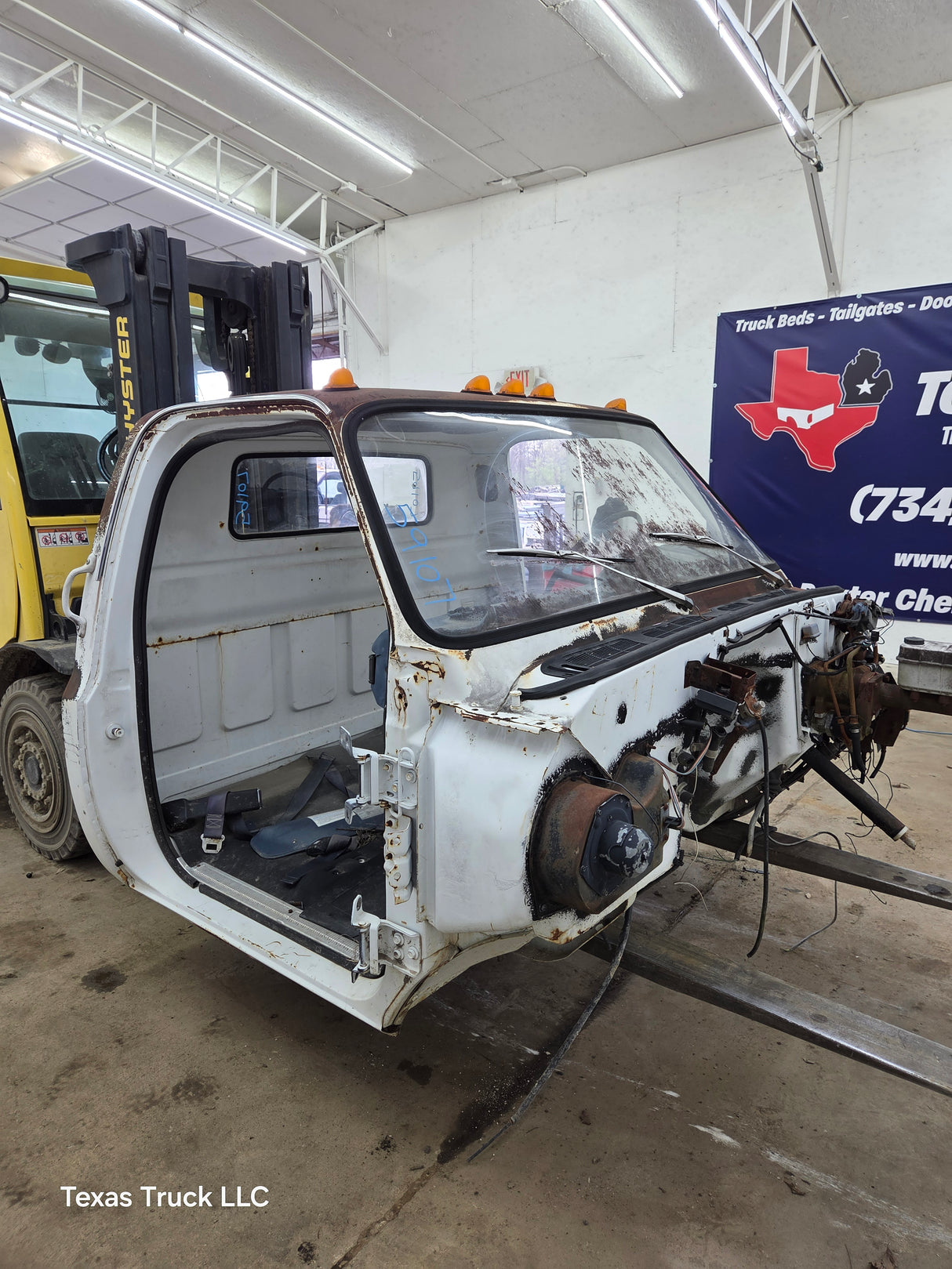 1973-1990 Chevrolet C50, C60, C65, C70, Kodiak / GMC 5000, 6000, 7000, Topkick Truck Cab