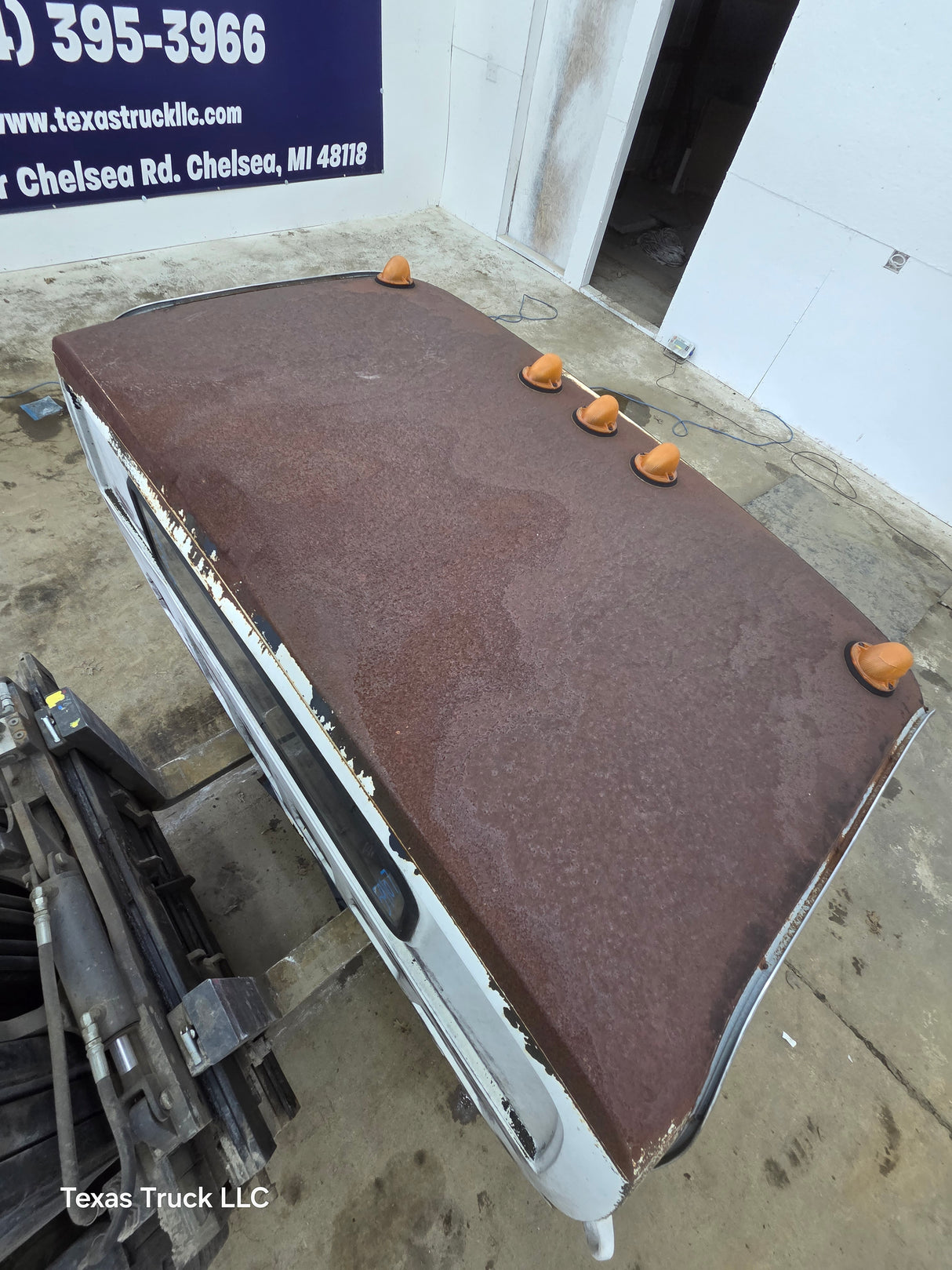 1973-1990 Chevrolet C50, C60, C65, C70, Kodiak / GMC 5000, 6000, 7000, Topkick Truck Cab