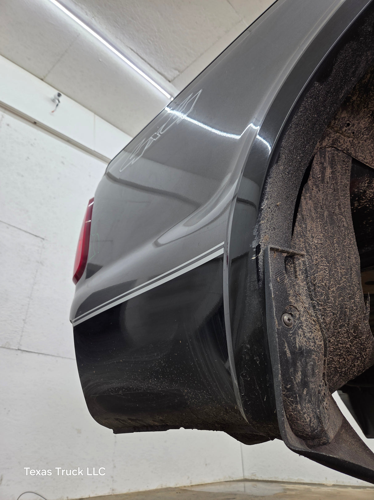 1999-2010 Ford Super Duty F250 F350 6' 9" Short Truck Bed