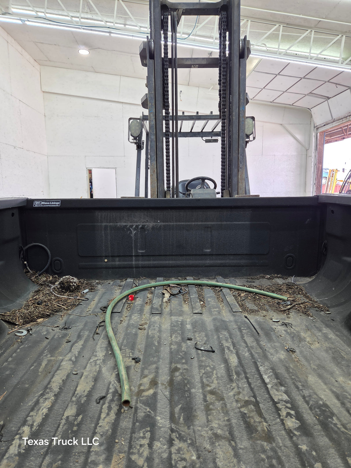 1999-2010 Ford Super Duty F250 F350 6' 9" Short Truck Bed