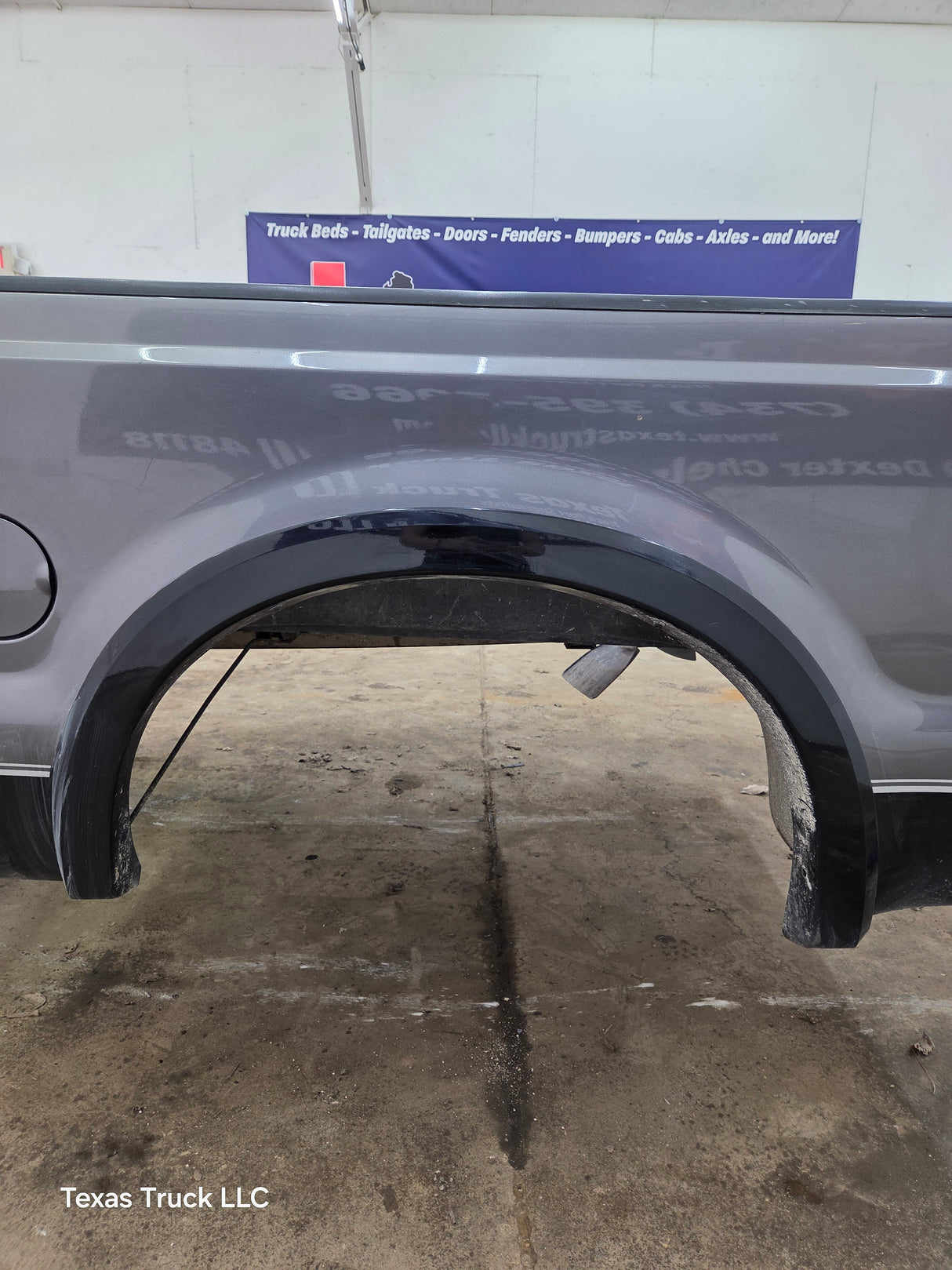 1999-2010 Ford Super Duty F250 F350 6' 9" Short Truck Bed