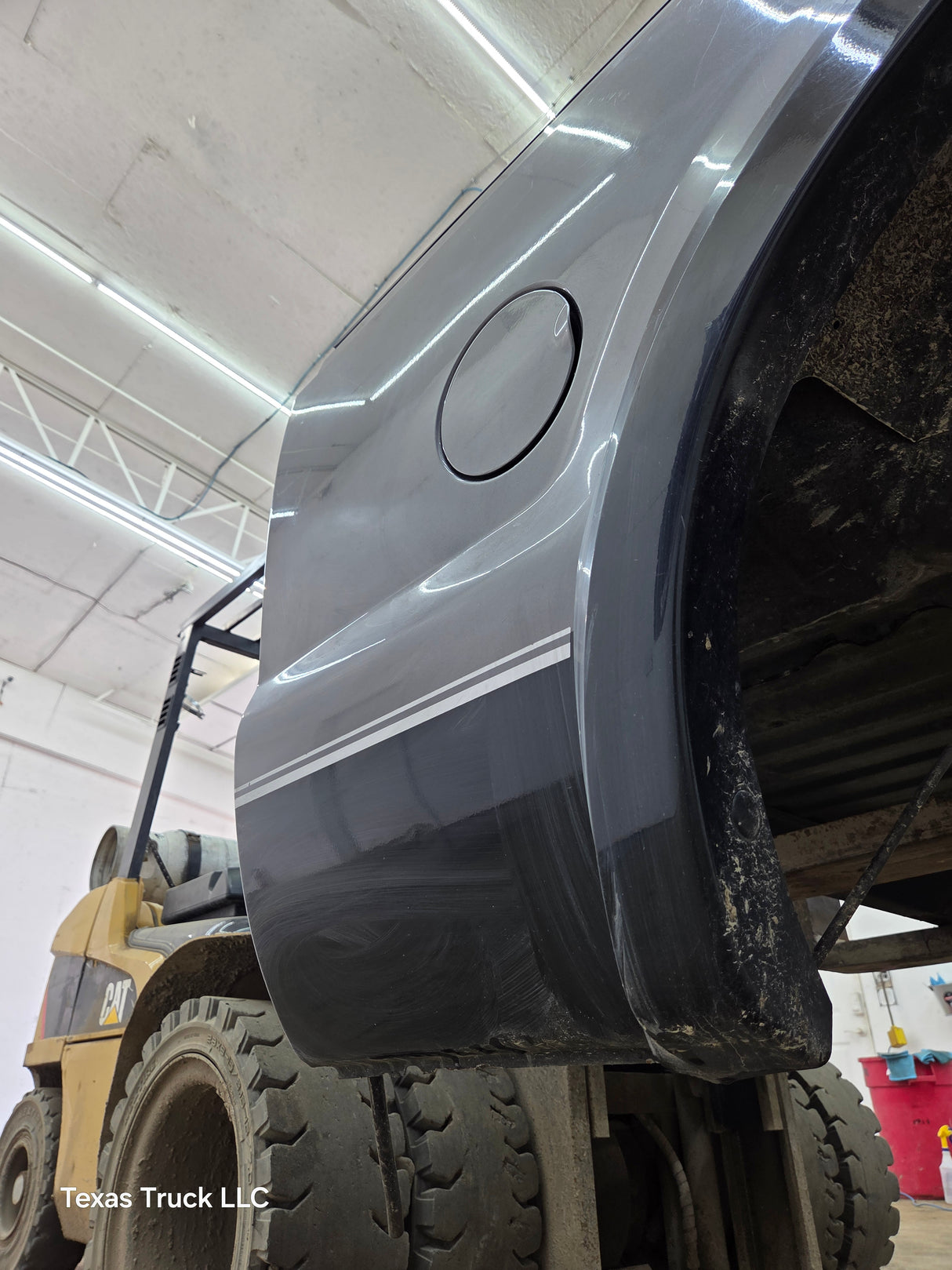 1999-2010 Ford Super Duty F250 F350 6' 9" Short Truck Bed