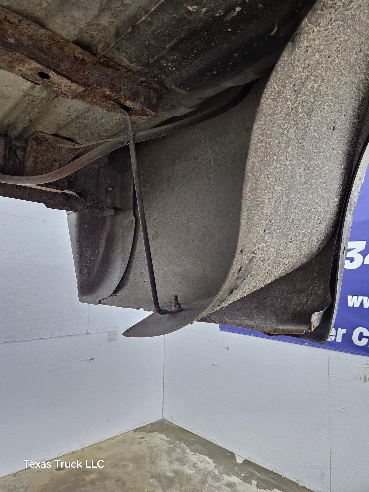 1999-2010 Ford Super Duty F250 F350 6' 9" Short Truck Bed