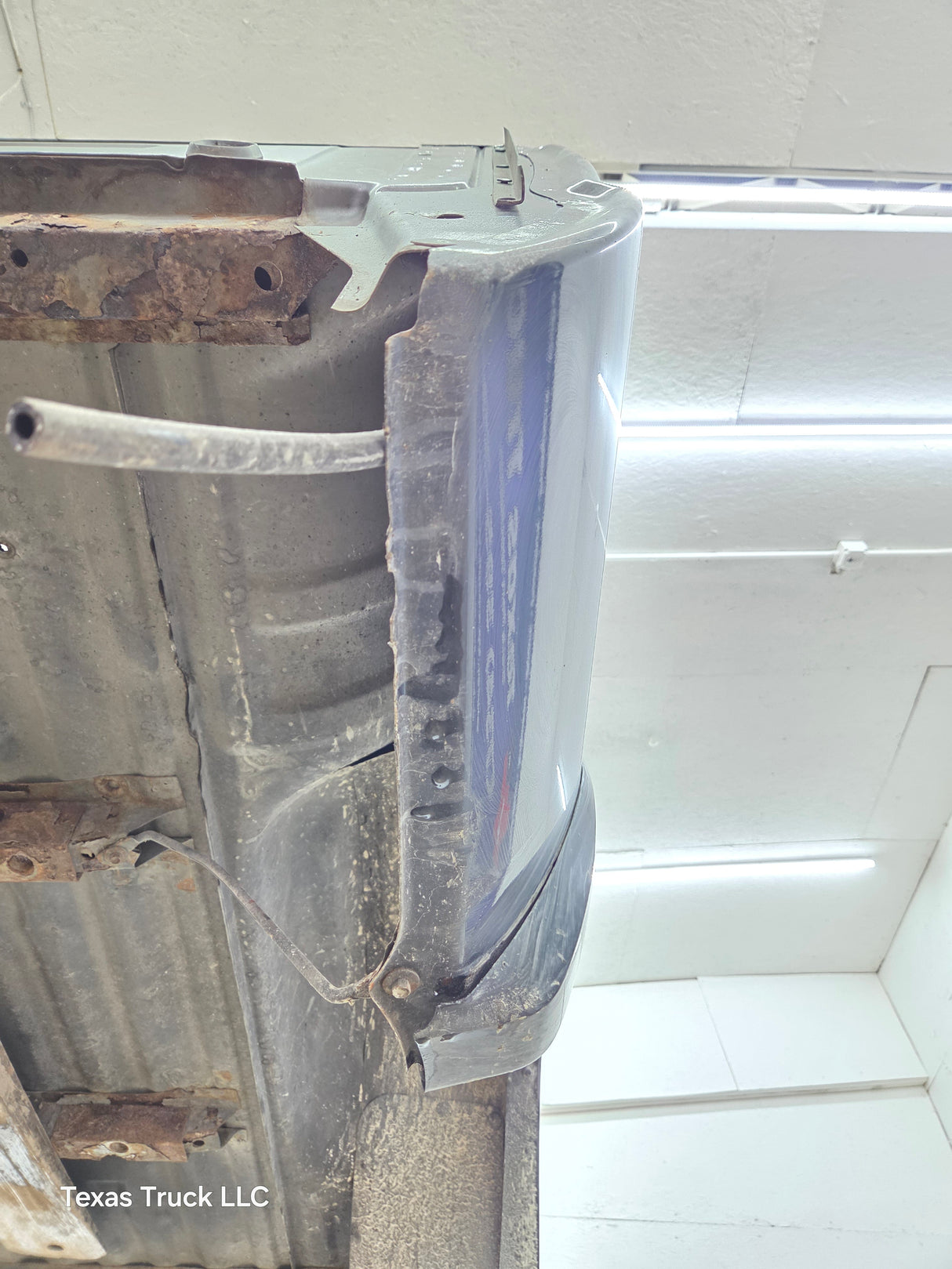 1999-2010 Ford Super Duty F250 F350 6' 9" Short Truck Bed