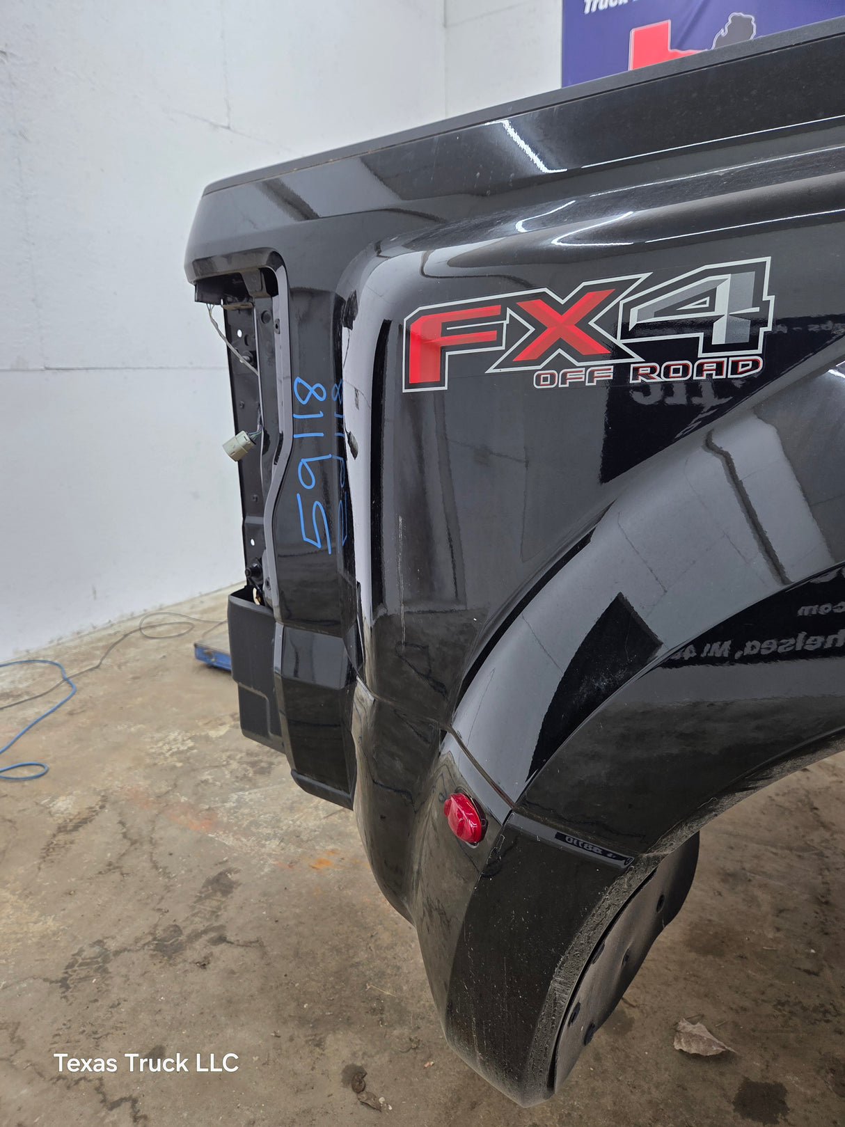 2017-2022 Ford Super Duty F350 F450 F550 8' Dually Bed