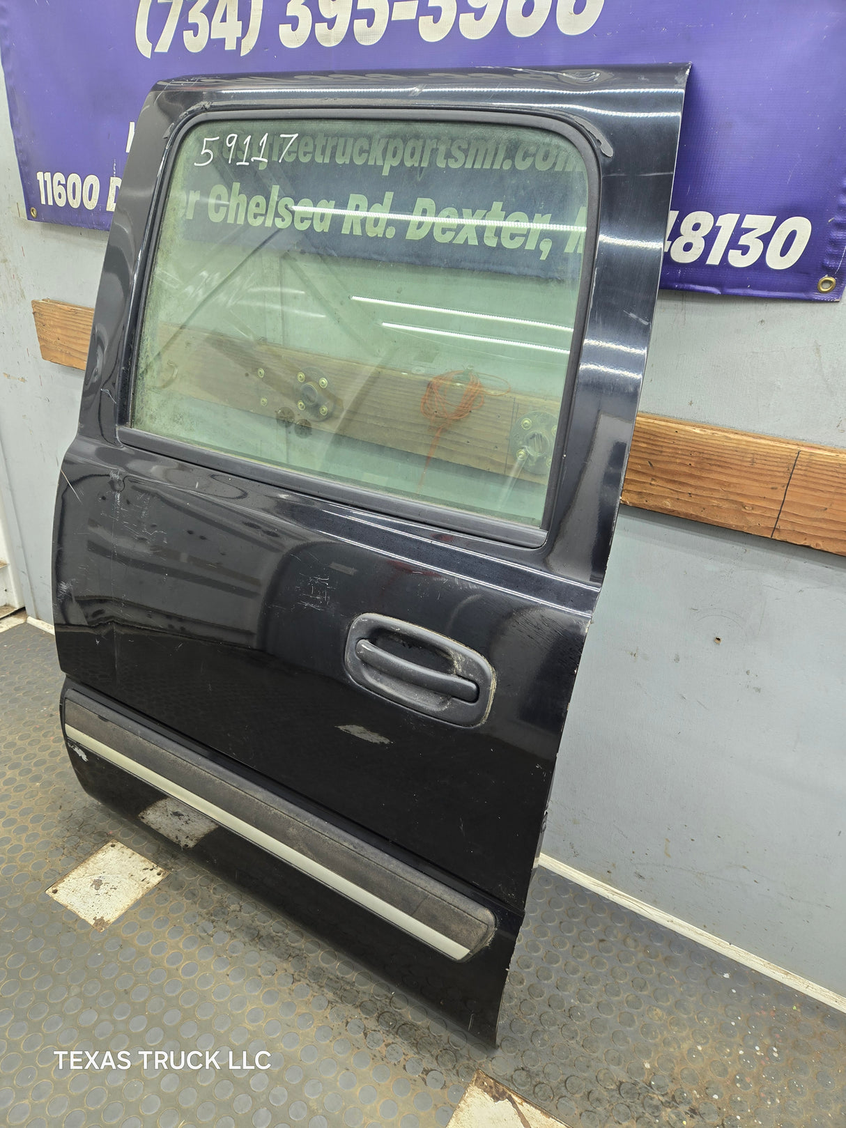 1999-2007 Chevrolet Silverado / GMC Sierra 1500 2500 3500 HD Rear Driver side LH Crew Cab rear door