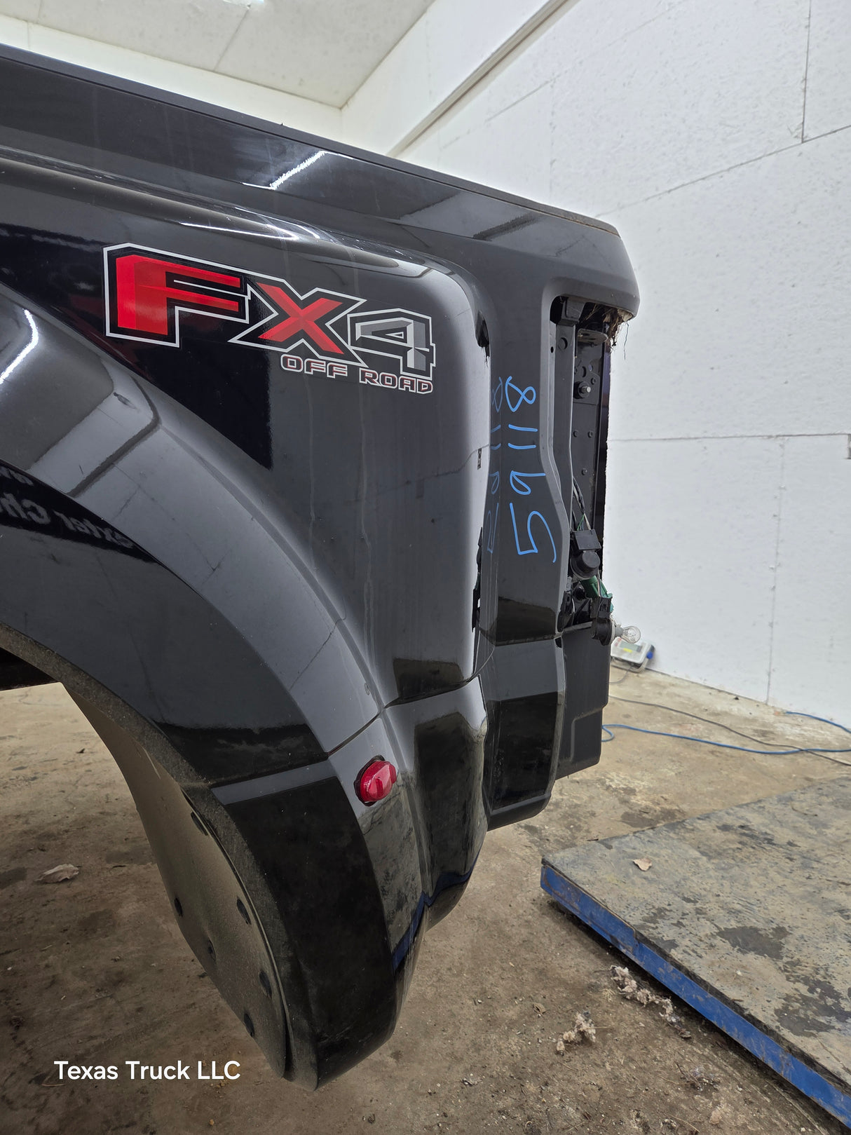 2017-2022 Ford Super Duty F350 F450 F550 8' Dually Bed