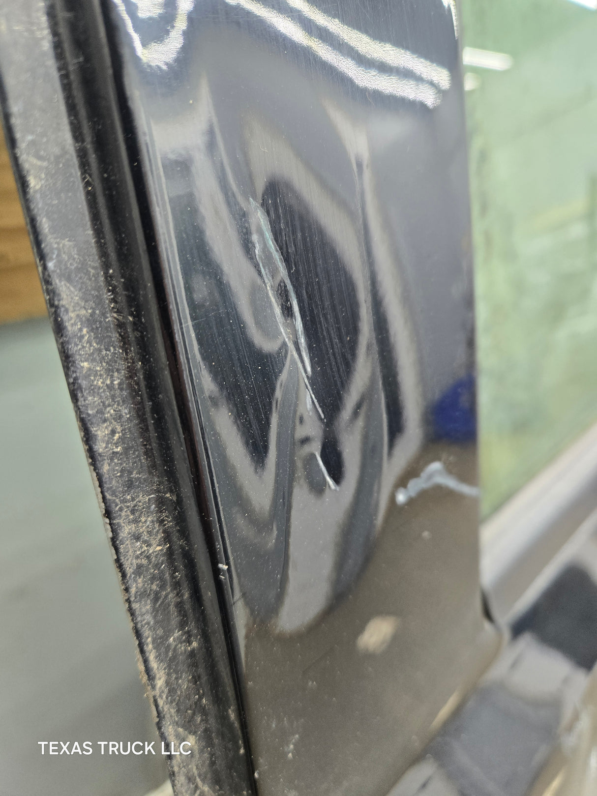 1999-2007 Chevrolet Silverado / GMC Sierra 1500 2500 3500 HD Rear Driver side LH Crew Cab rear door