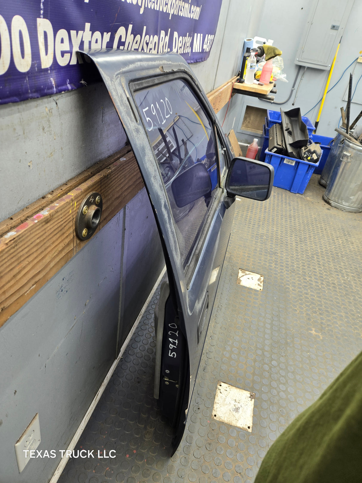 1988-1996 Isuzu Pickup RH Passenger Side Front Door