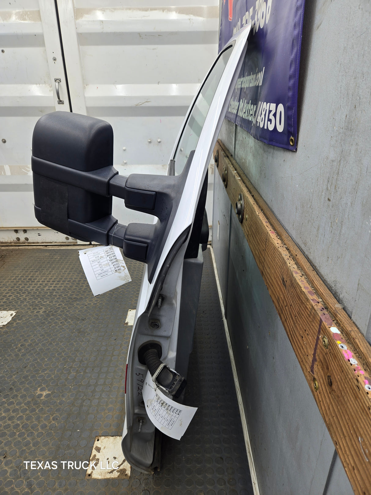 2012-2016 Ford Super Duty Passenger Side Front Door RH F250 F350 F450 F550 - Oxford White
