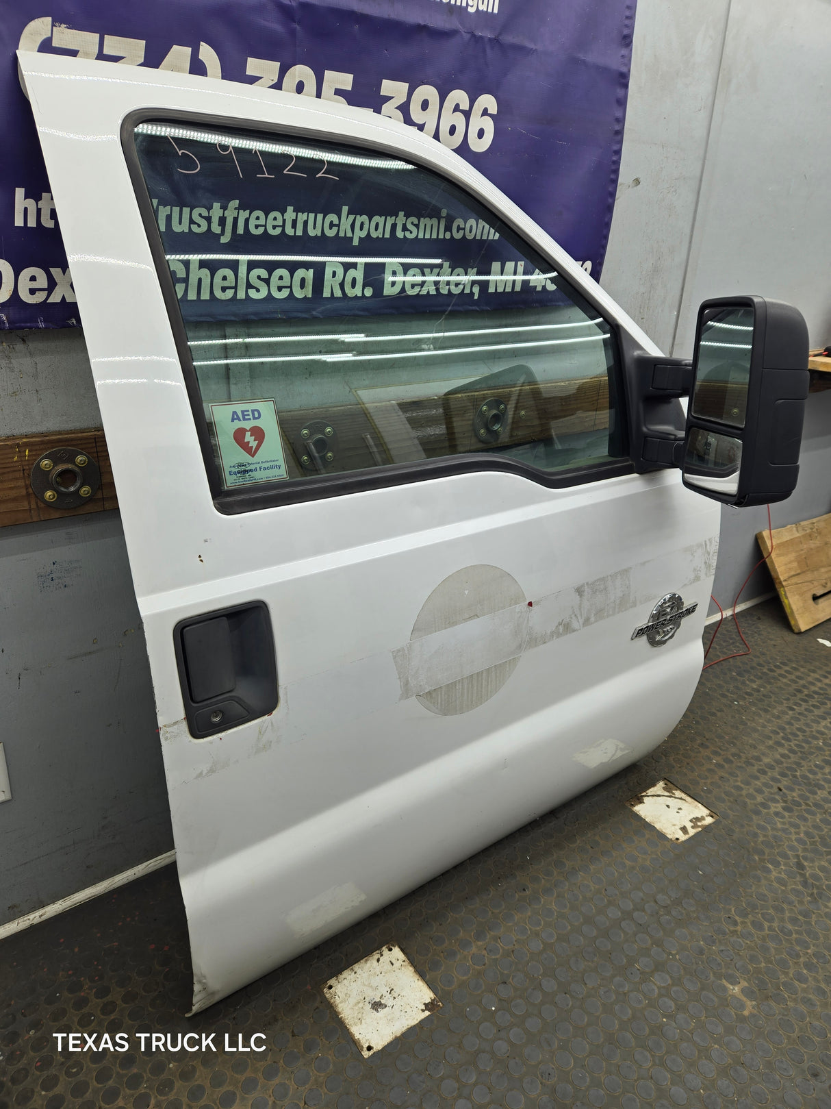2012-2016 Ford Super Duty Passenger Side Front Door RH F250 F350 F450 F550 - Oxford White