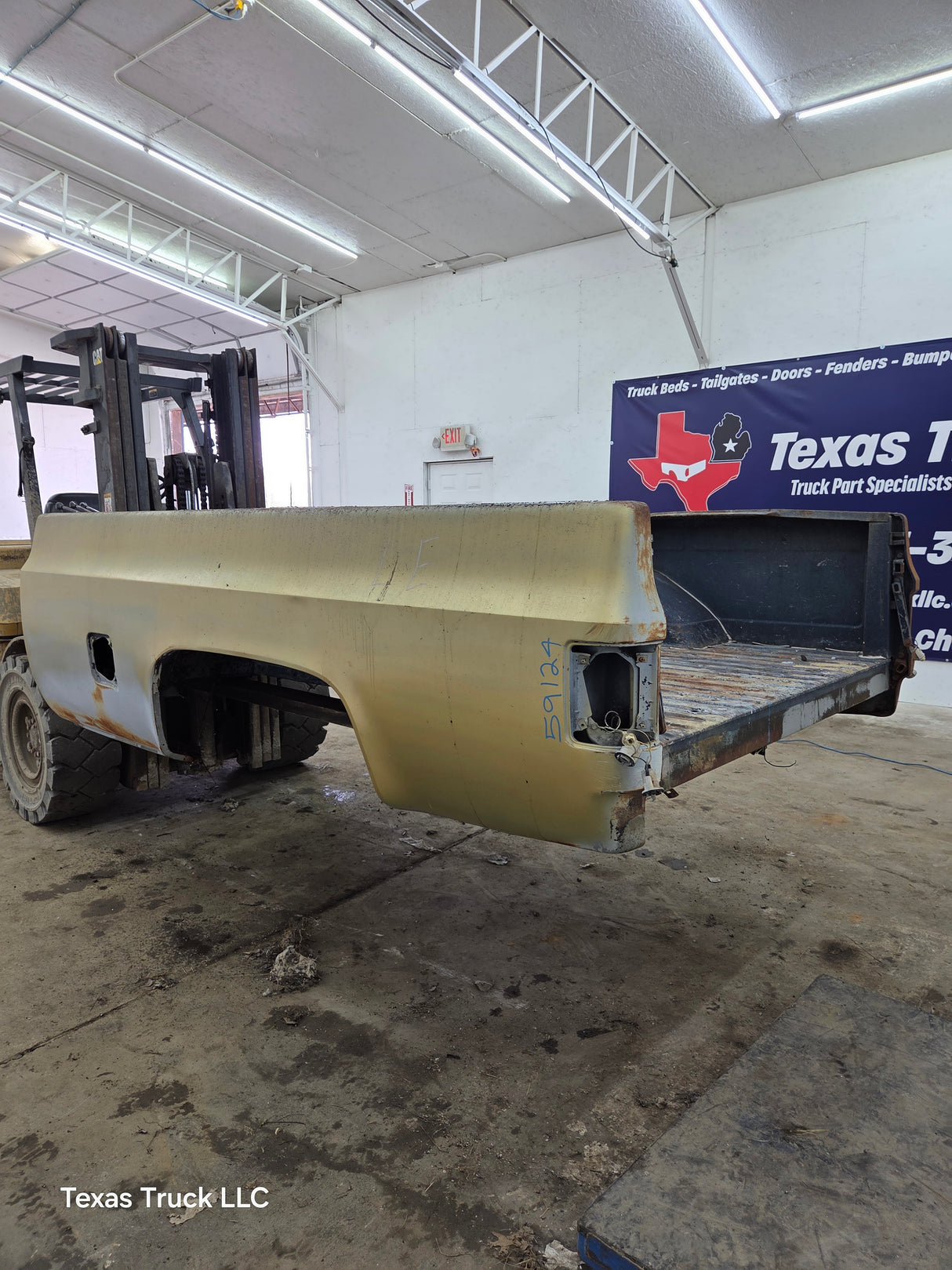 1979-1987 Chevrolet / GMC Square Body 8' Long Bed C10 C15 C20 C25 C35 K10 K15 K20 K25 K35