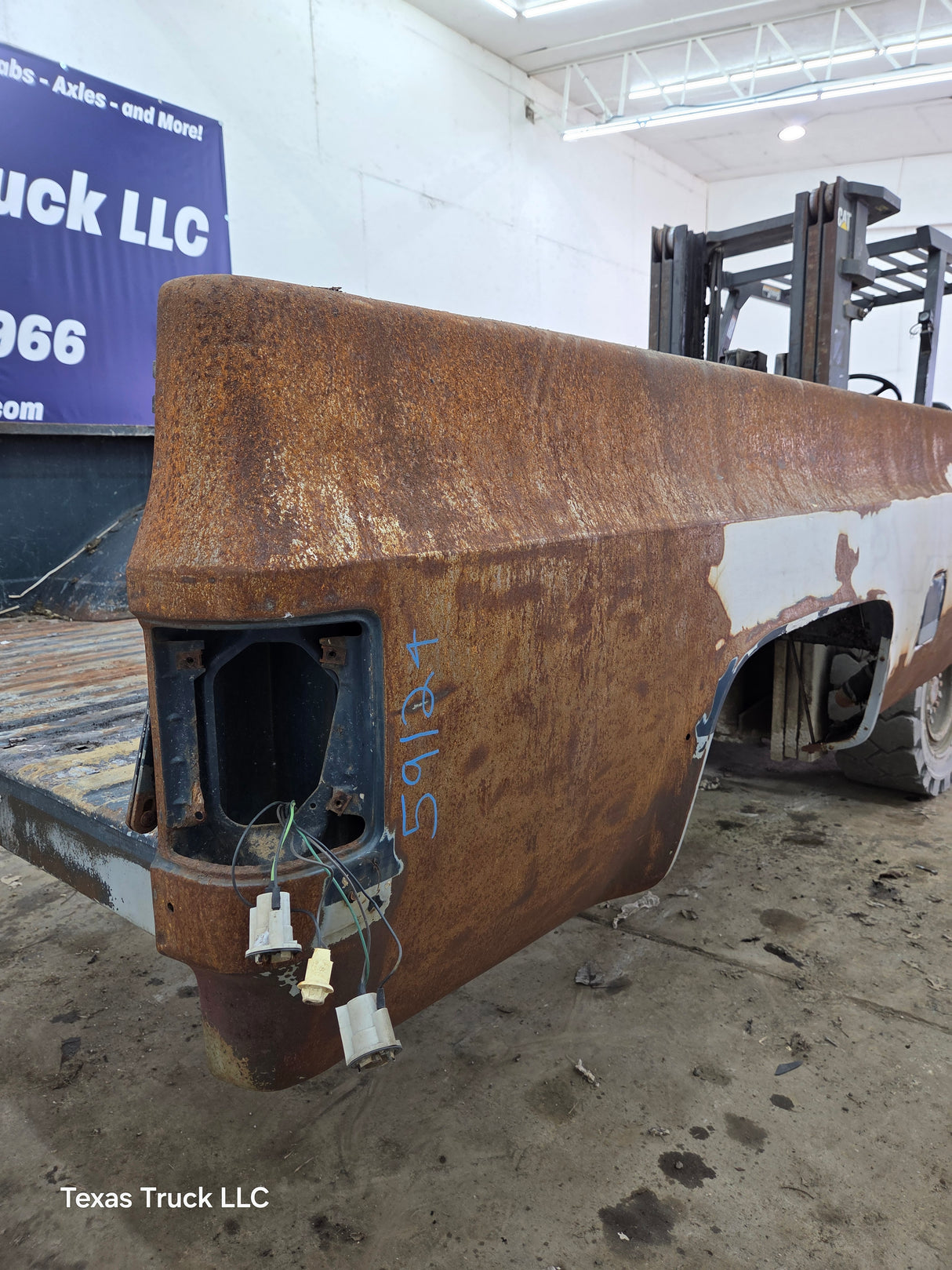 1979-1987 Chevrolet / GMC Square Body 8' Long Bed C10 C15 C20 C25 C35 K10 K15 K20 K25 K35
