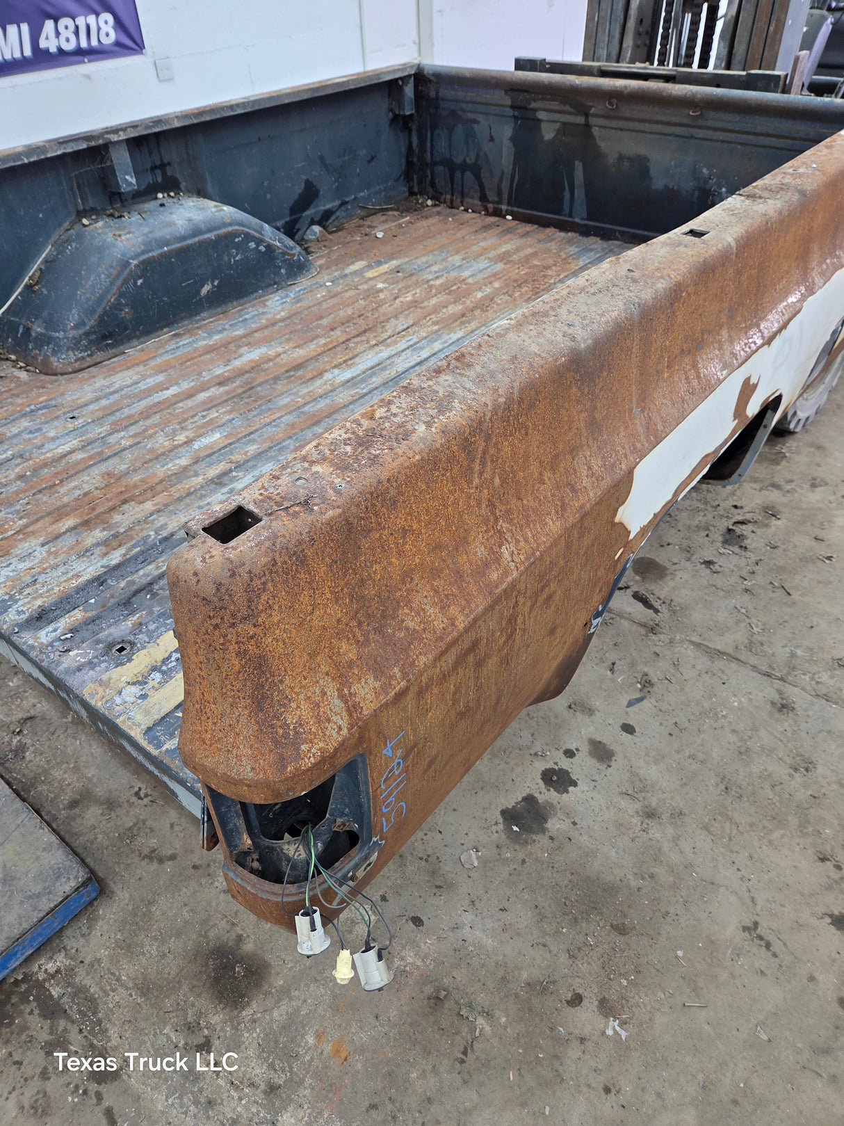 1979-1987 Chevrolet / GMC Square Body 8' Long Bed C10 C15 C20 C25 C35 K10 K15 K20 K25 K35