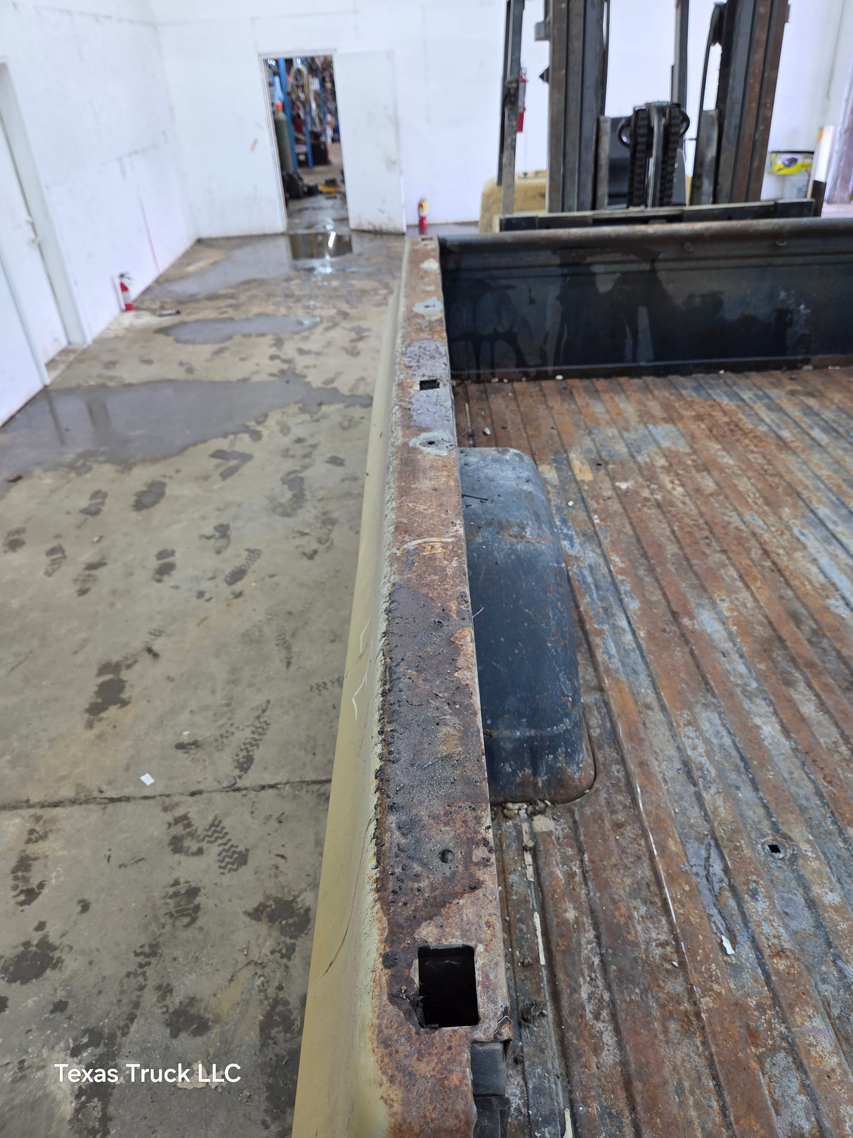 1979-1987 Chevrolet / GMC Square Body 8' Long Bed C10 C15 C20 C25 C35 K10 K15 K20 K25 K35
