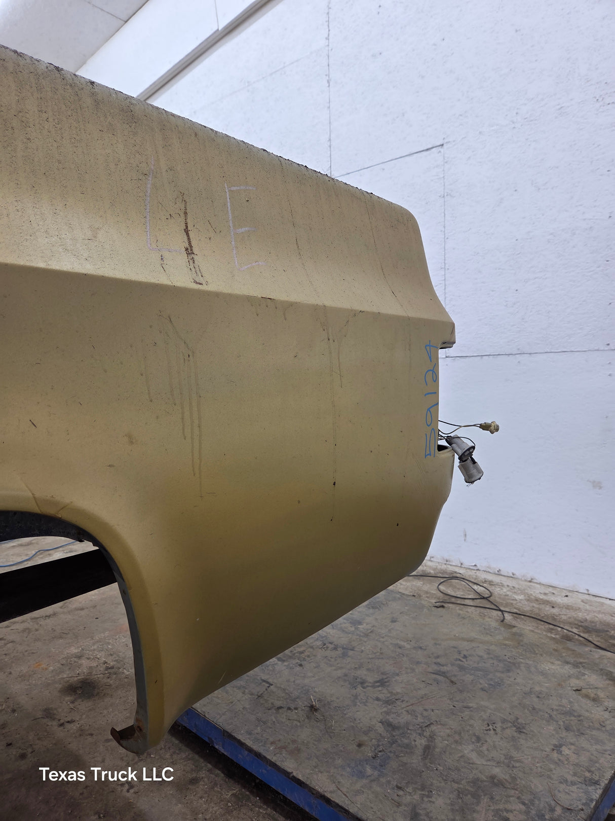 1979-1987 Chevrolet / GMC Square Body 8' Long Bed C10 C15 C20 C25 C35 K10 K15 K20 K25 K35