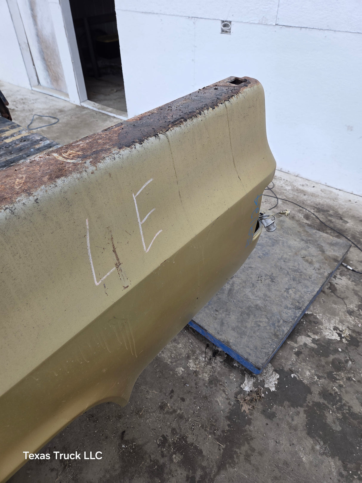 1979-1987 Chevrolet / GMC Square Body 8' Long Bed C10 C15 C20 C25 C35 K10 K15 K20 K25 K35
