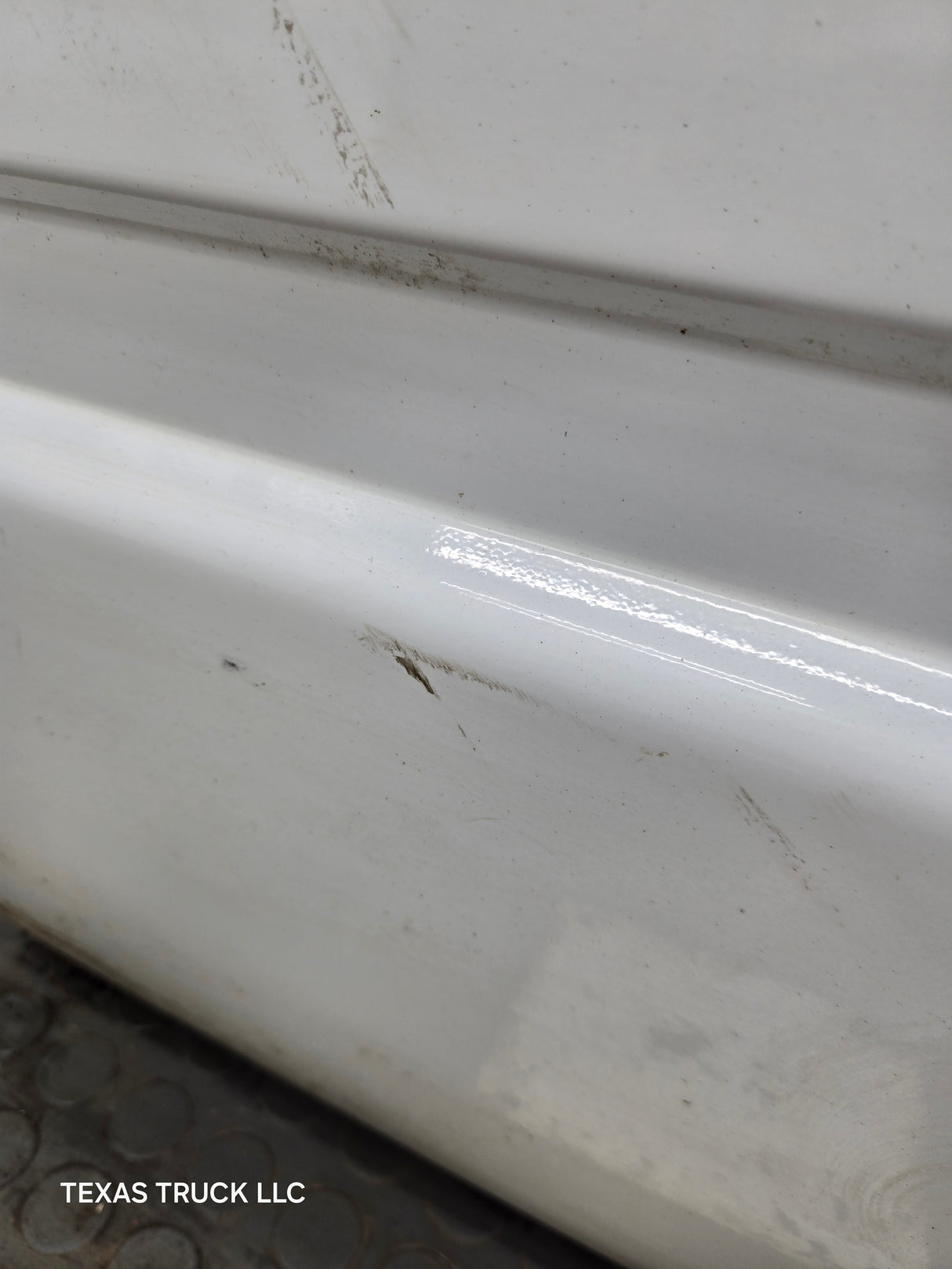 1988-2000 Chevrolet Silverado Suburban GMC Sierra RH Front Passenger Door