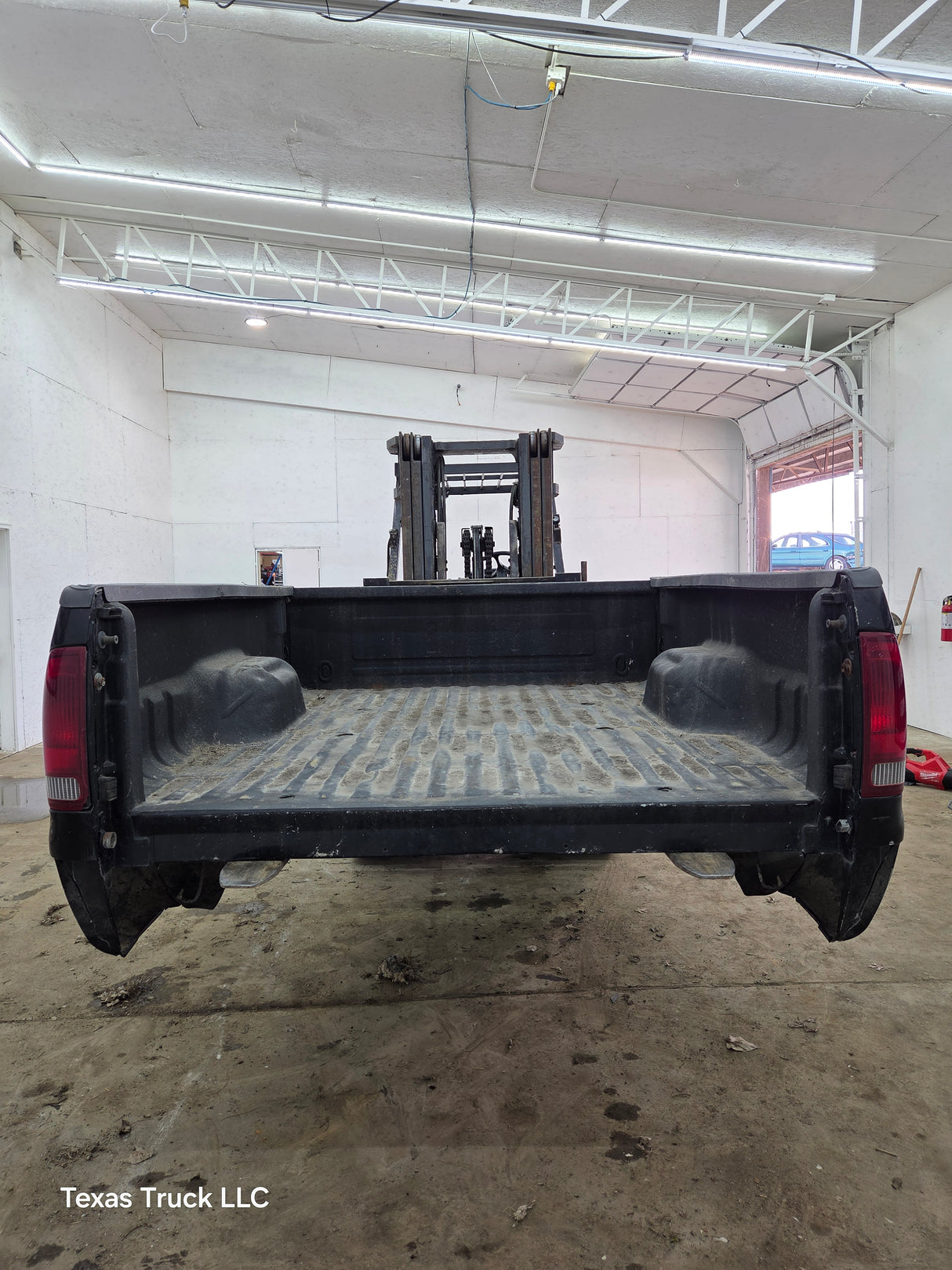 1999-2010 Ford Super Duty F250 F350 6' 9" Short Truck Bed