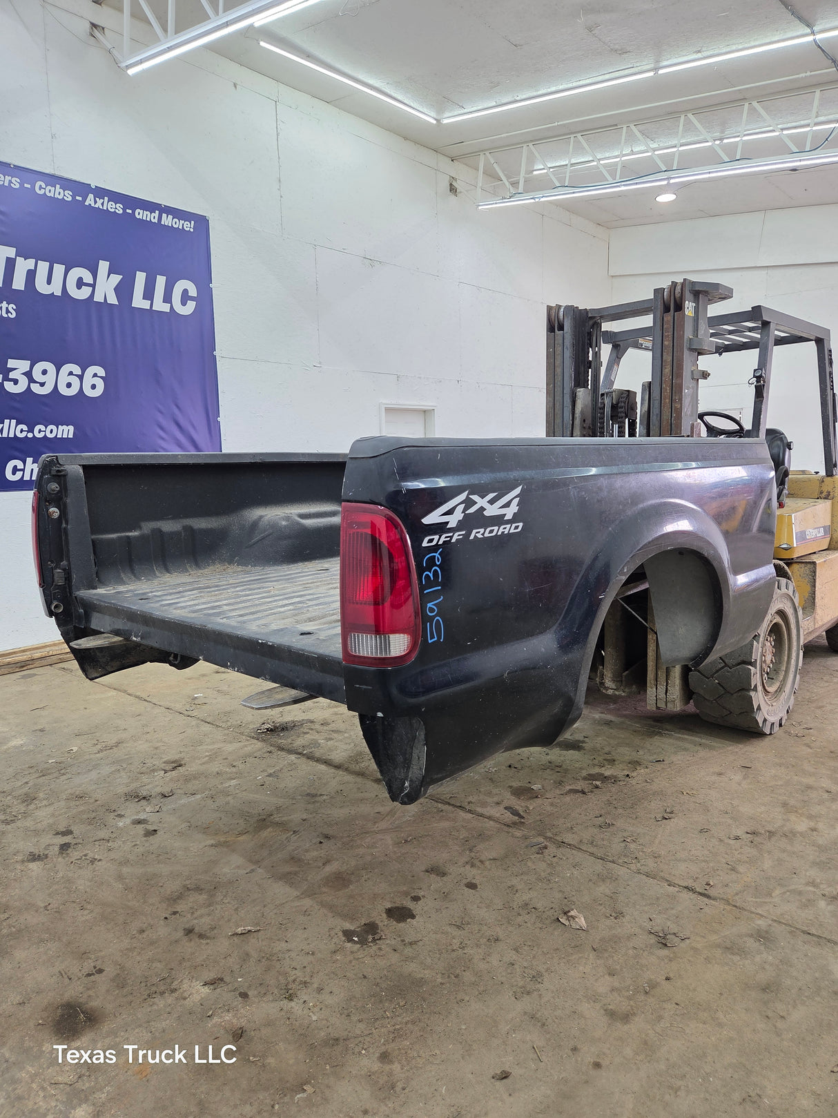 1999-2010 Ford Super Duty F250 F350 6' 9" Short Truck Bed
