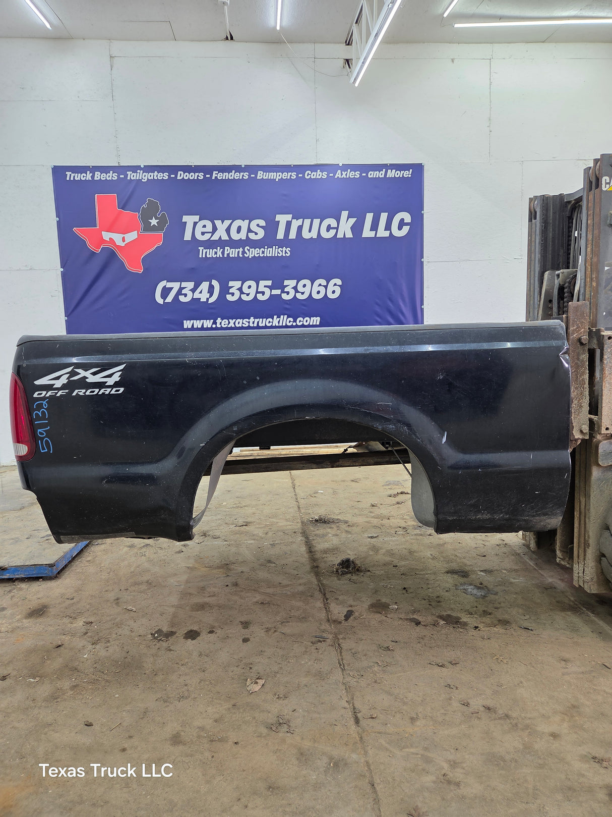 1999-2010 Ford Super Duty F250 F350 6' 9" Short Truck Bed